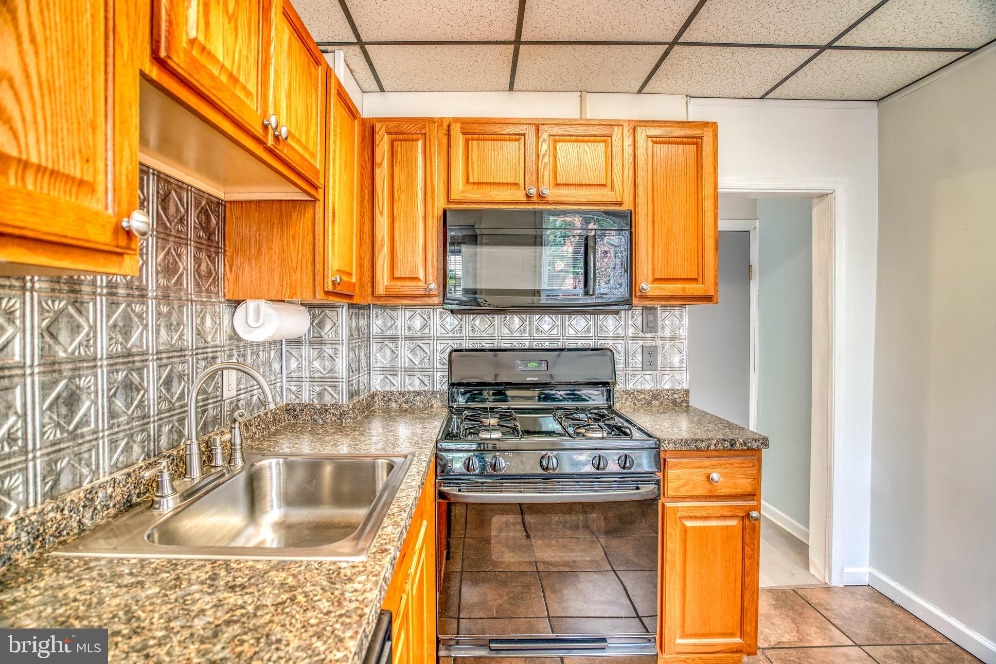 PORT RICHMOND - Residential