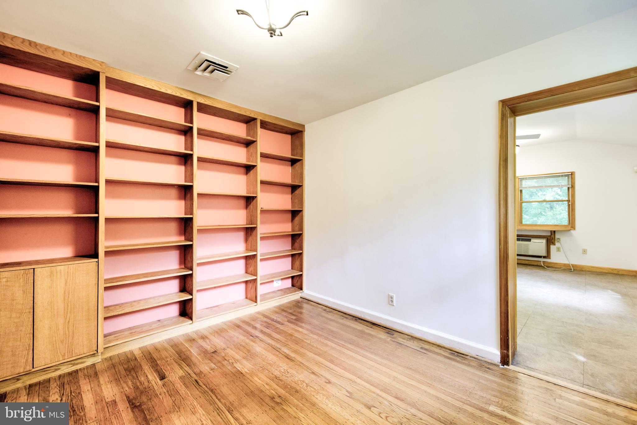 EAST MT AIRY - Residential