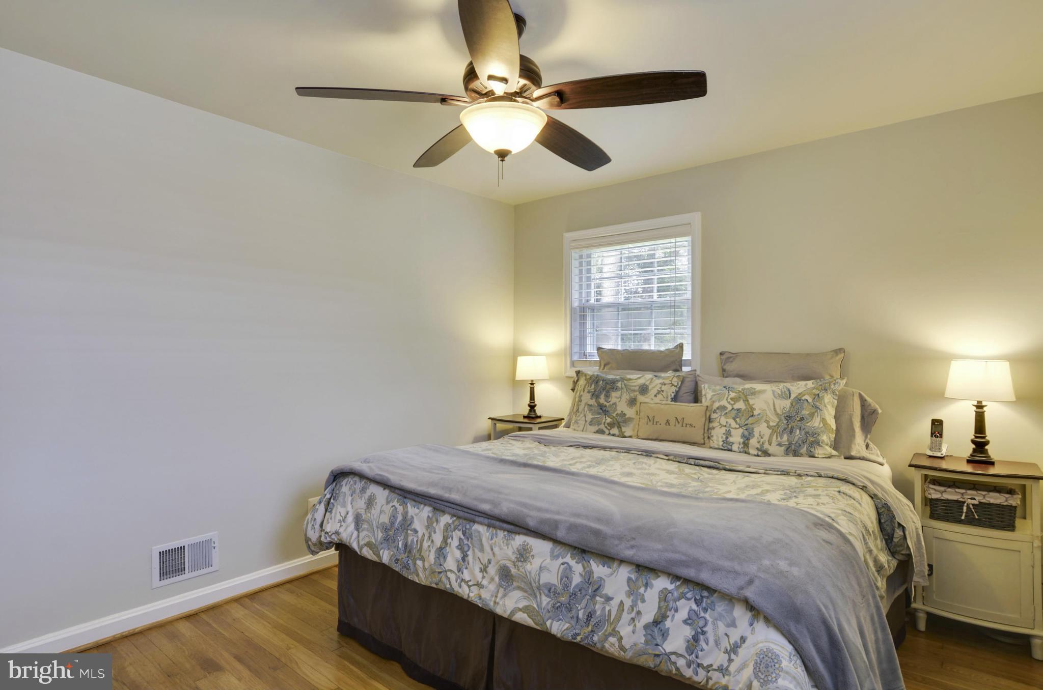 WHEATON WOODS - Residential