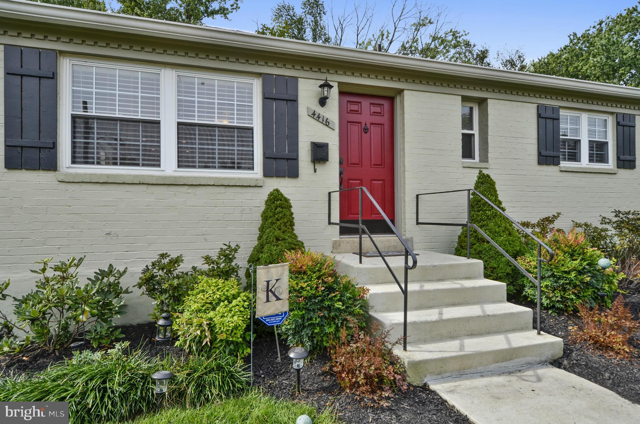 WHEATON WOODS - Residential