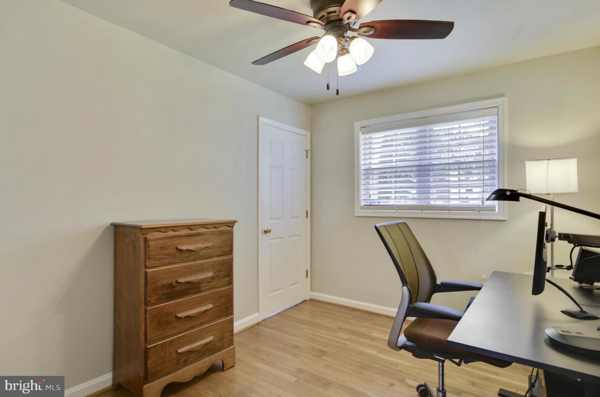 WHEATON WOODS - Residential