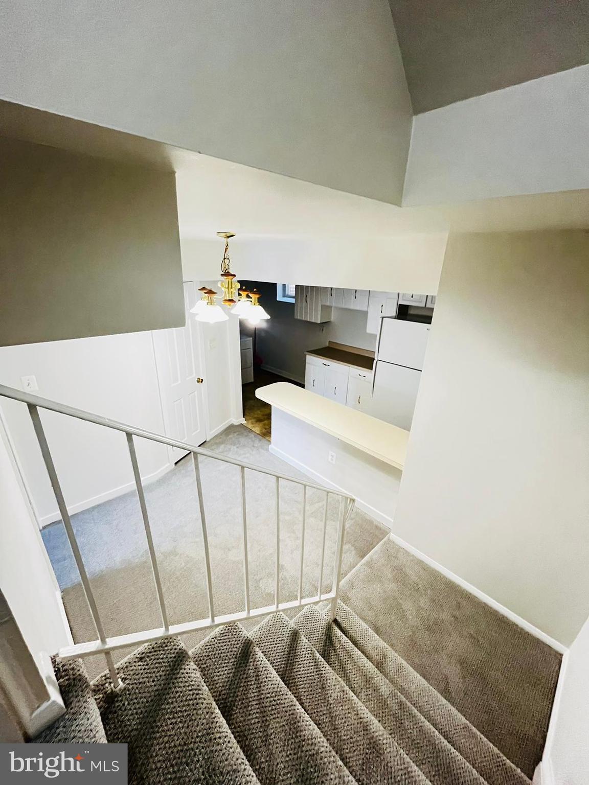STRATHMEADE SQUARE - Residential Lease