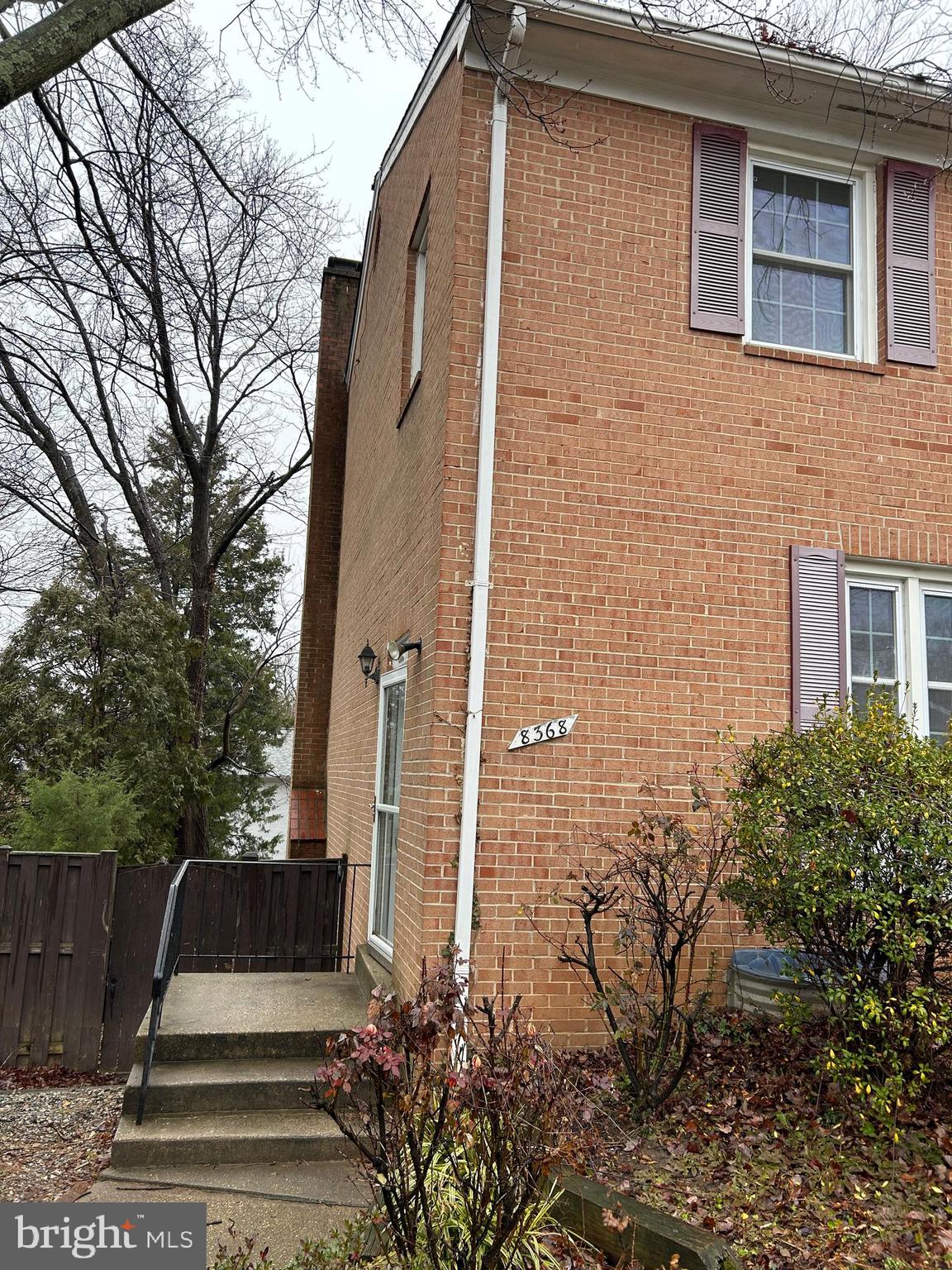STRATHMEADE SQUARE - Residential Lease
