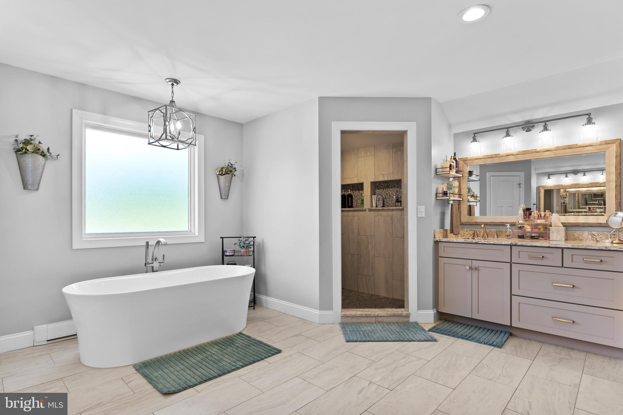 AVERY GLEN - Residential