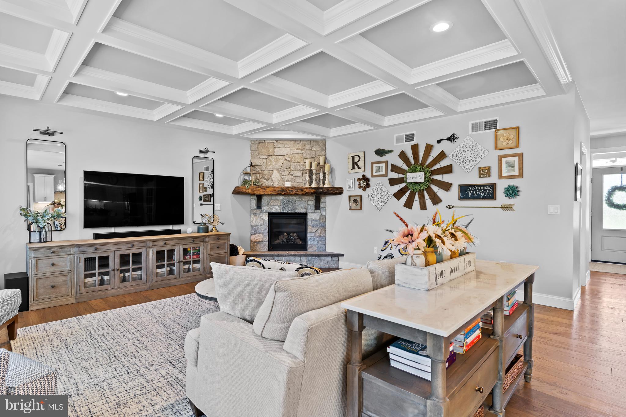 AVERY GLEN - Residential