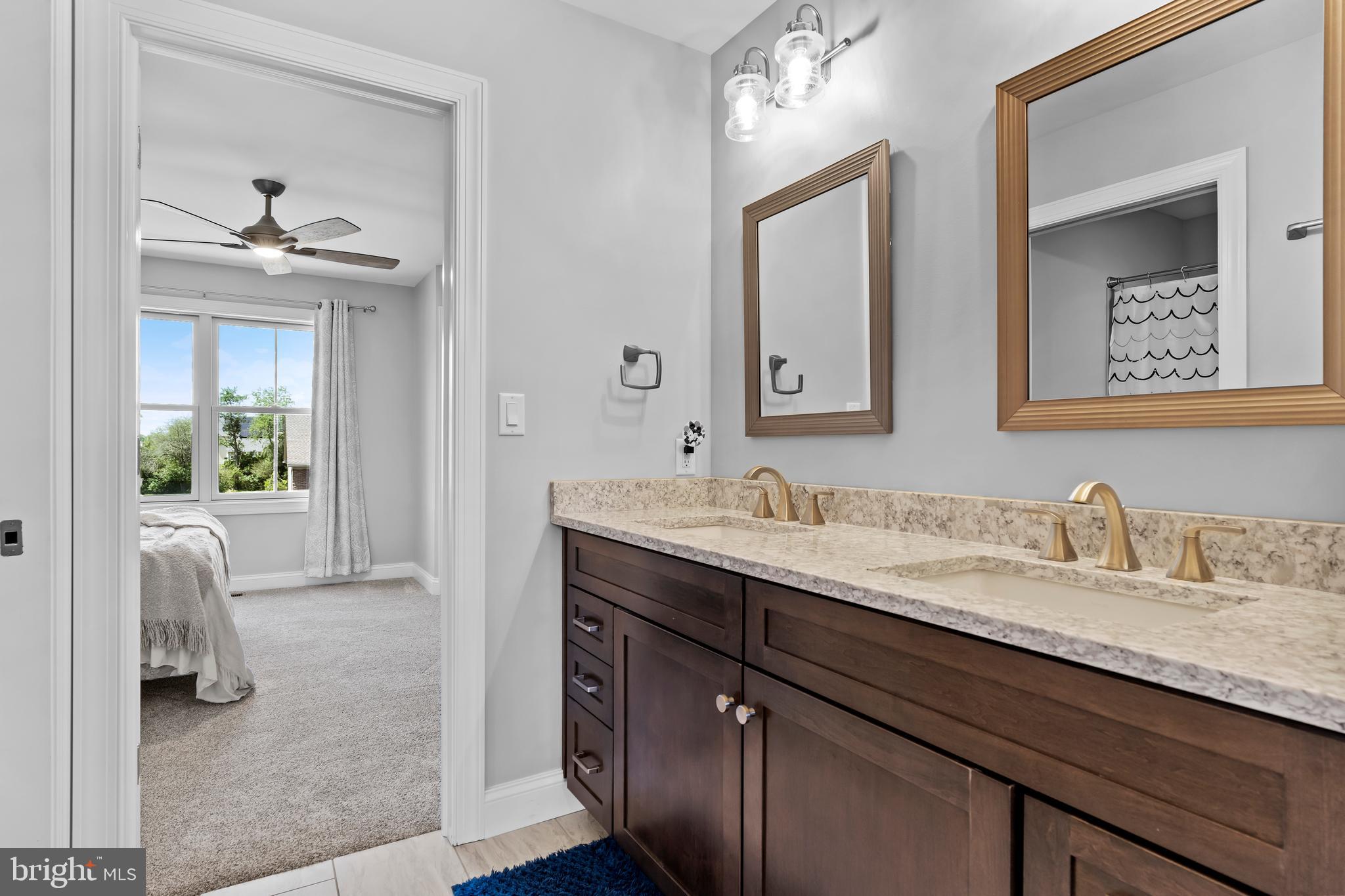 AVERY GLEN - Residential