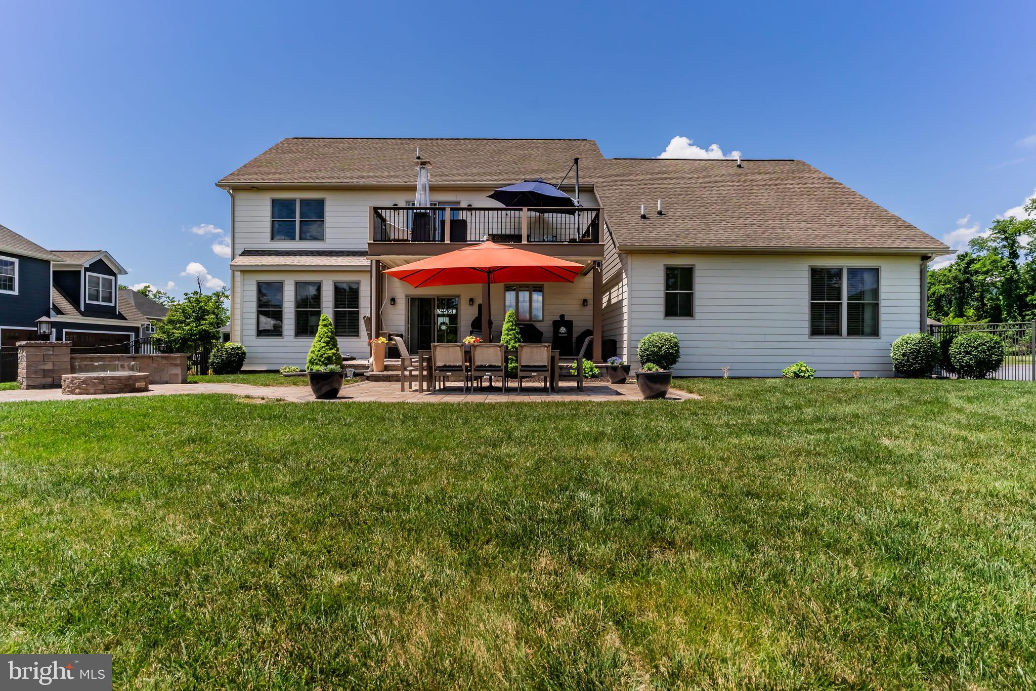 AVERY GLEN - Residential