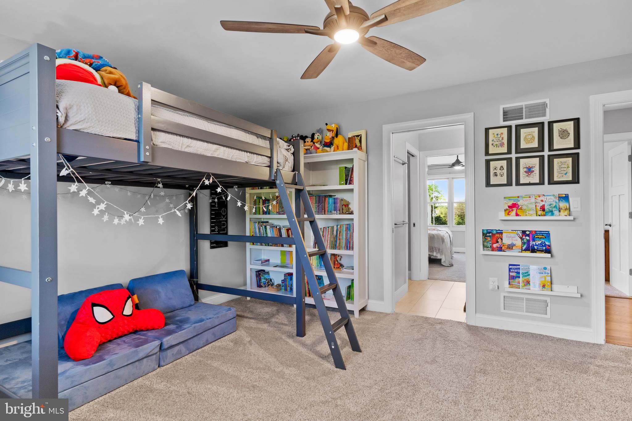 AVERY GLEN - Residential