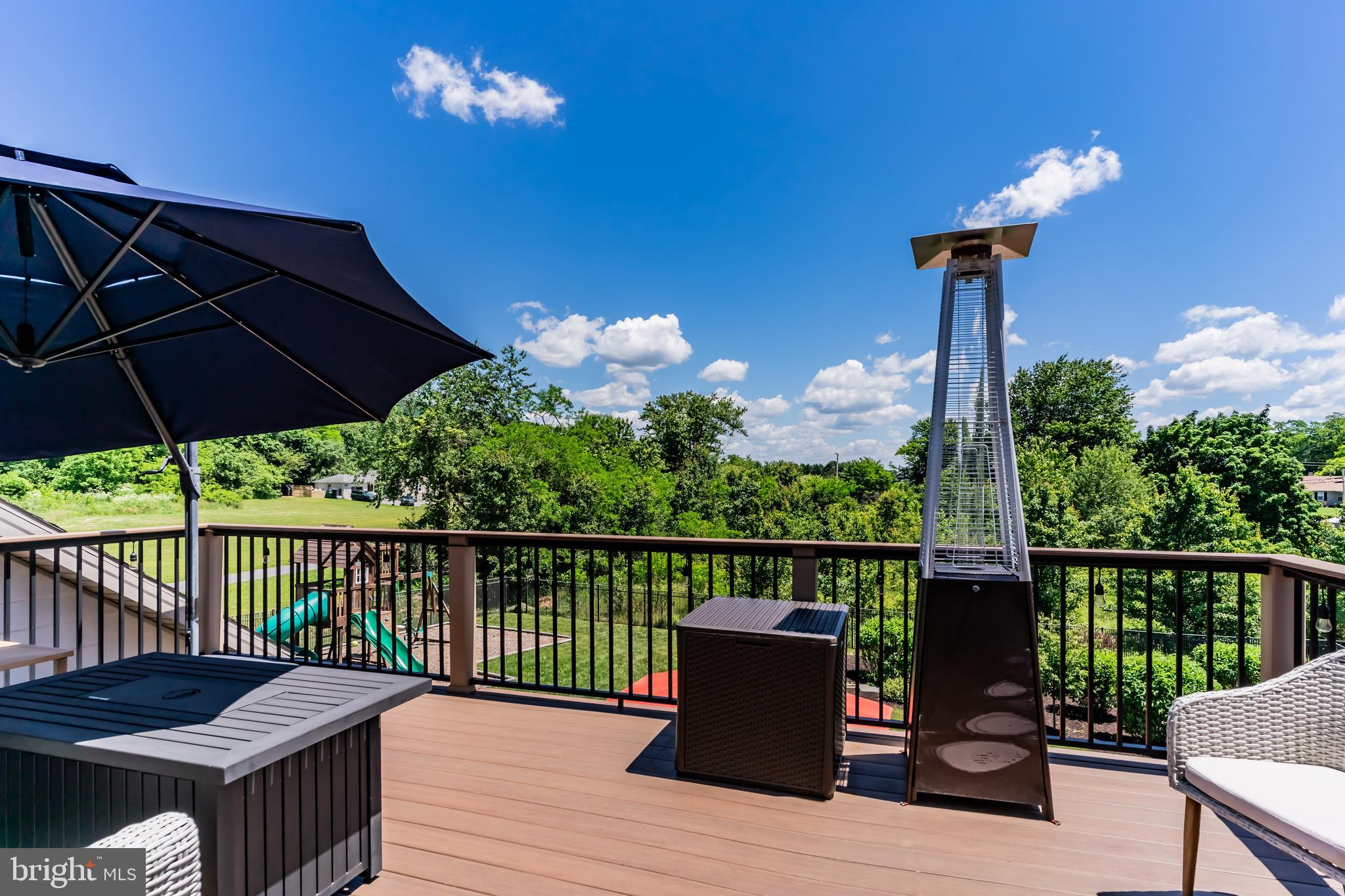 AVERY GLEN - Residential
