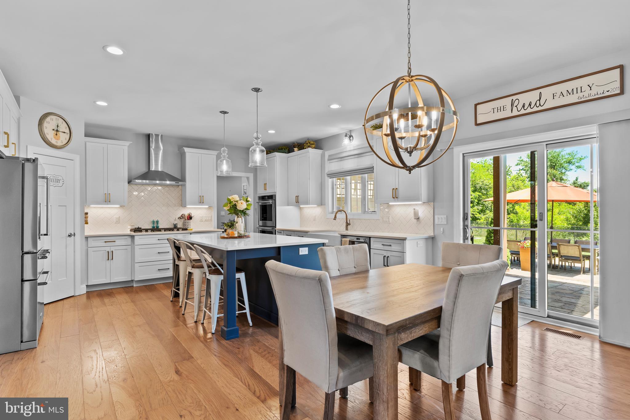 AVERY GLEN - Residential