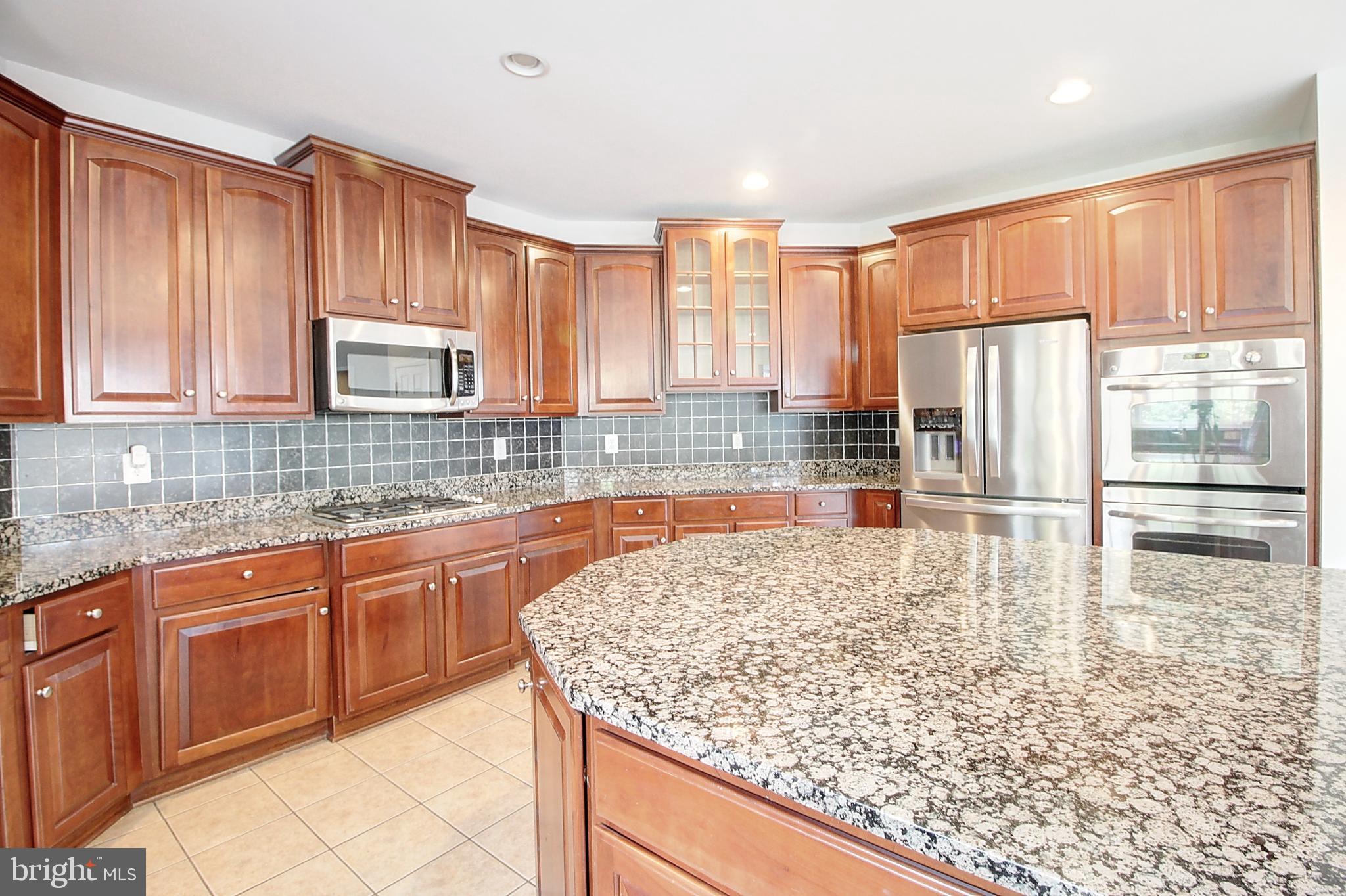 WALNUT RIDGE - Residential Lease