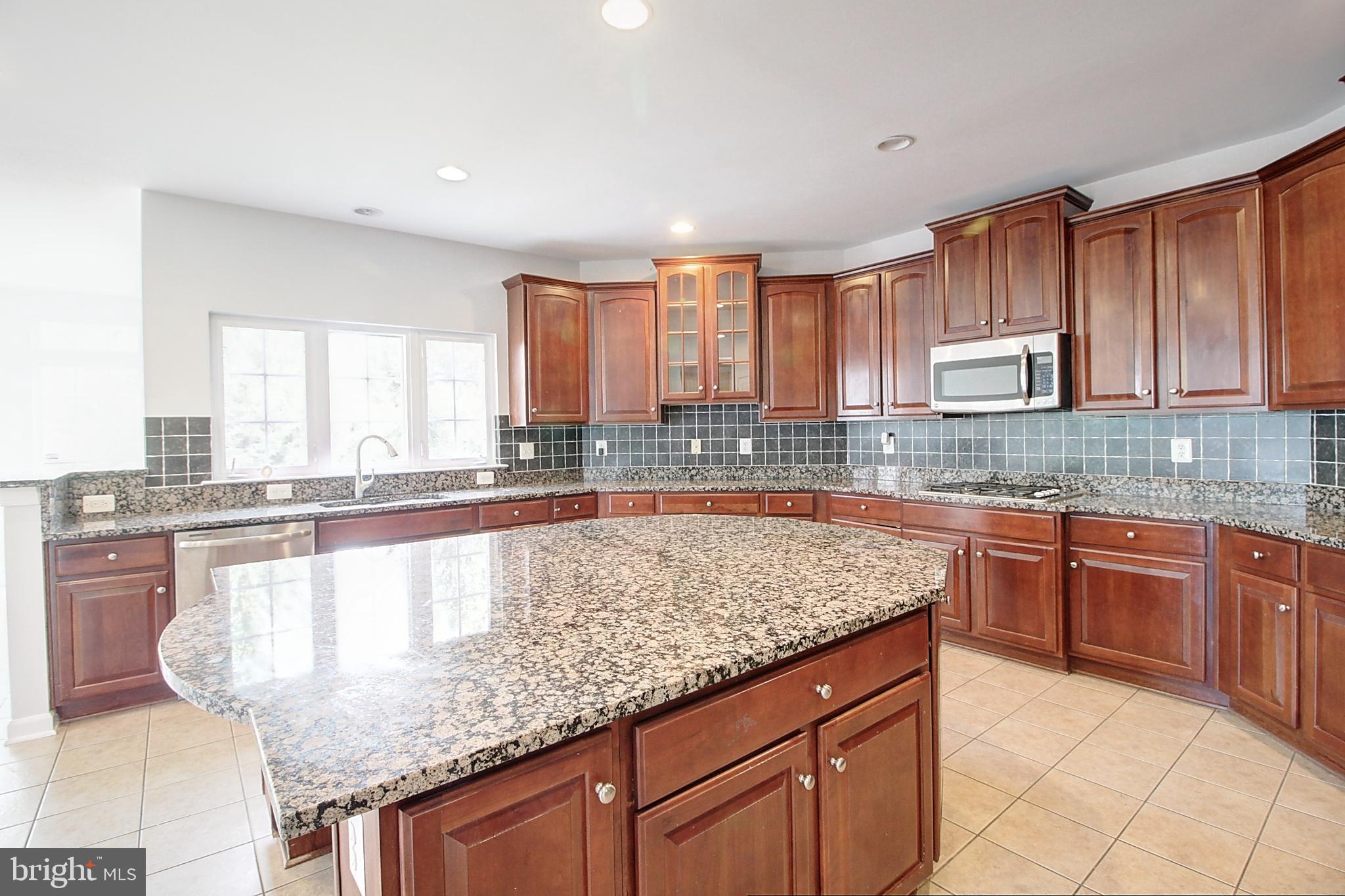 WALNUT RIDGE - Residential Lease