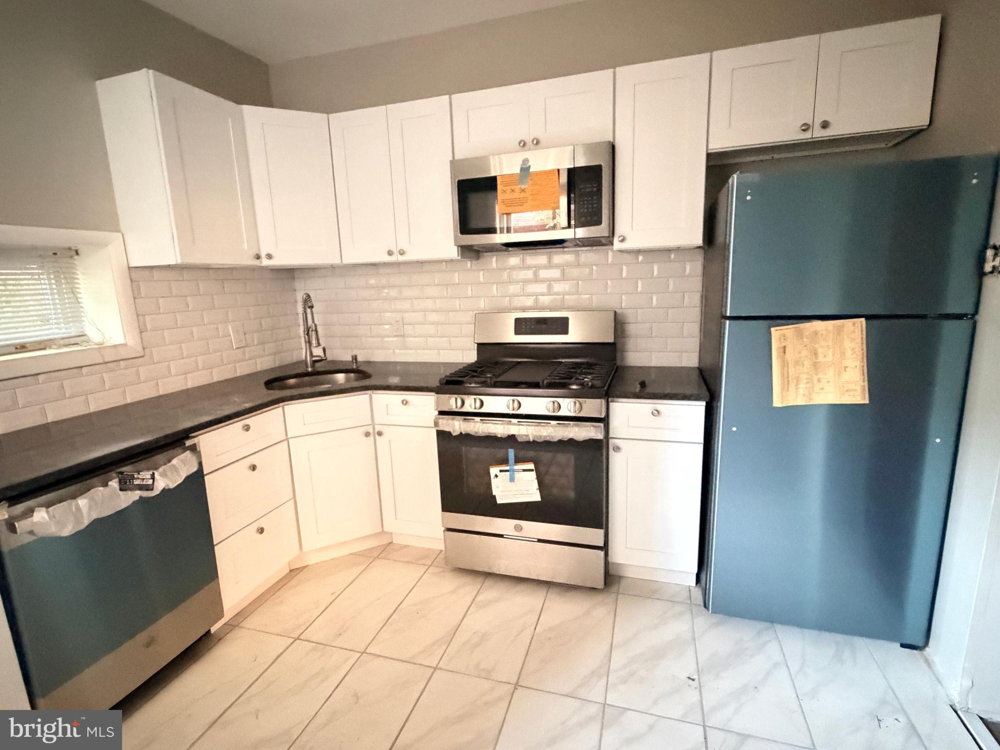 POINT BREEZE - Residential