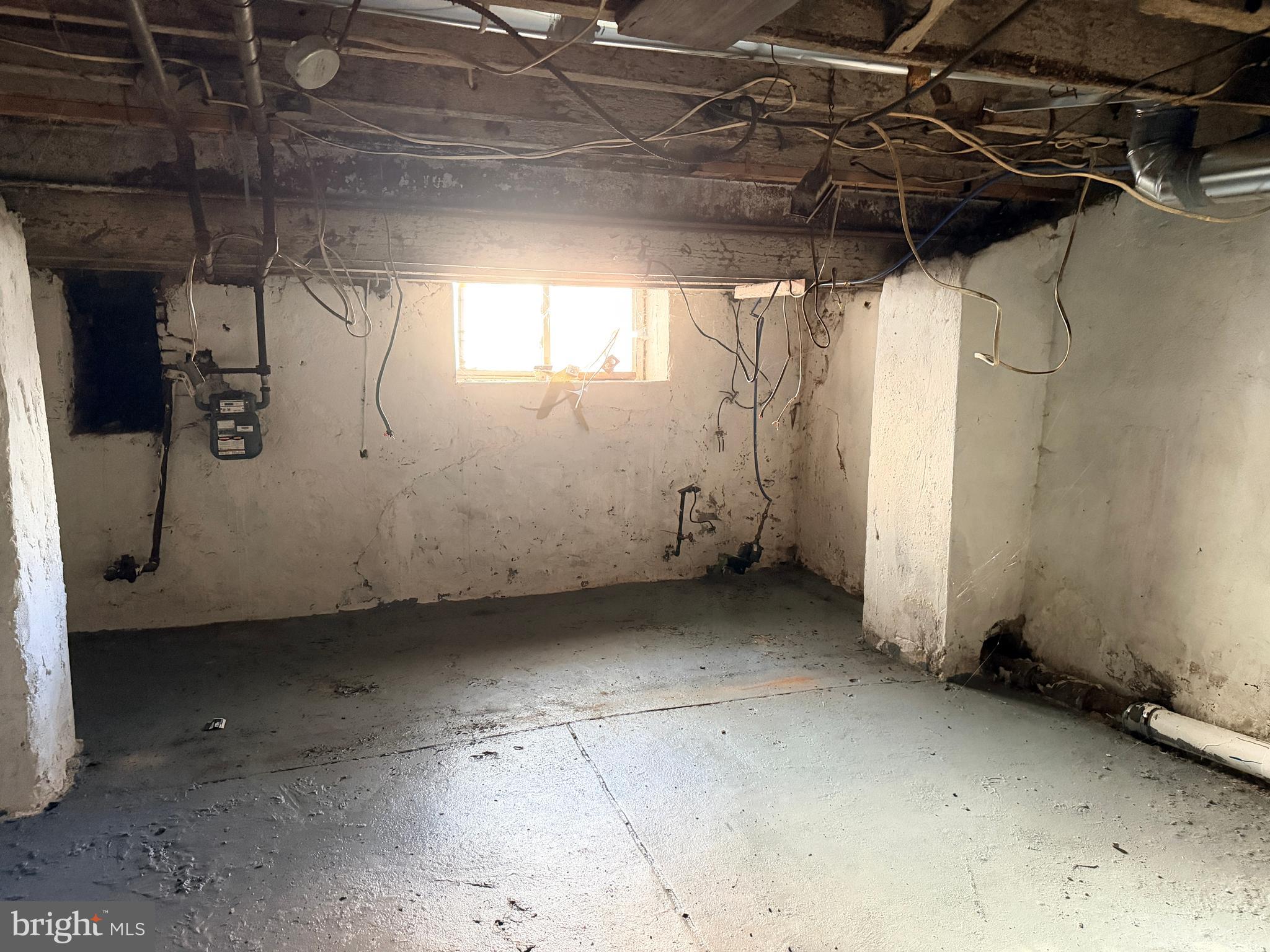 POINT BREEZE - Residential