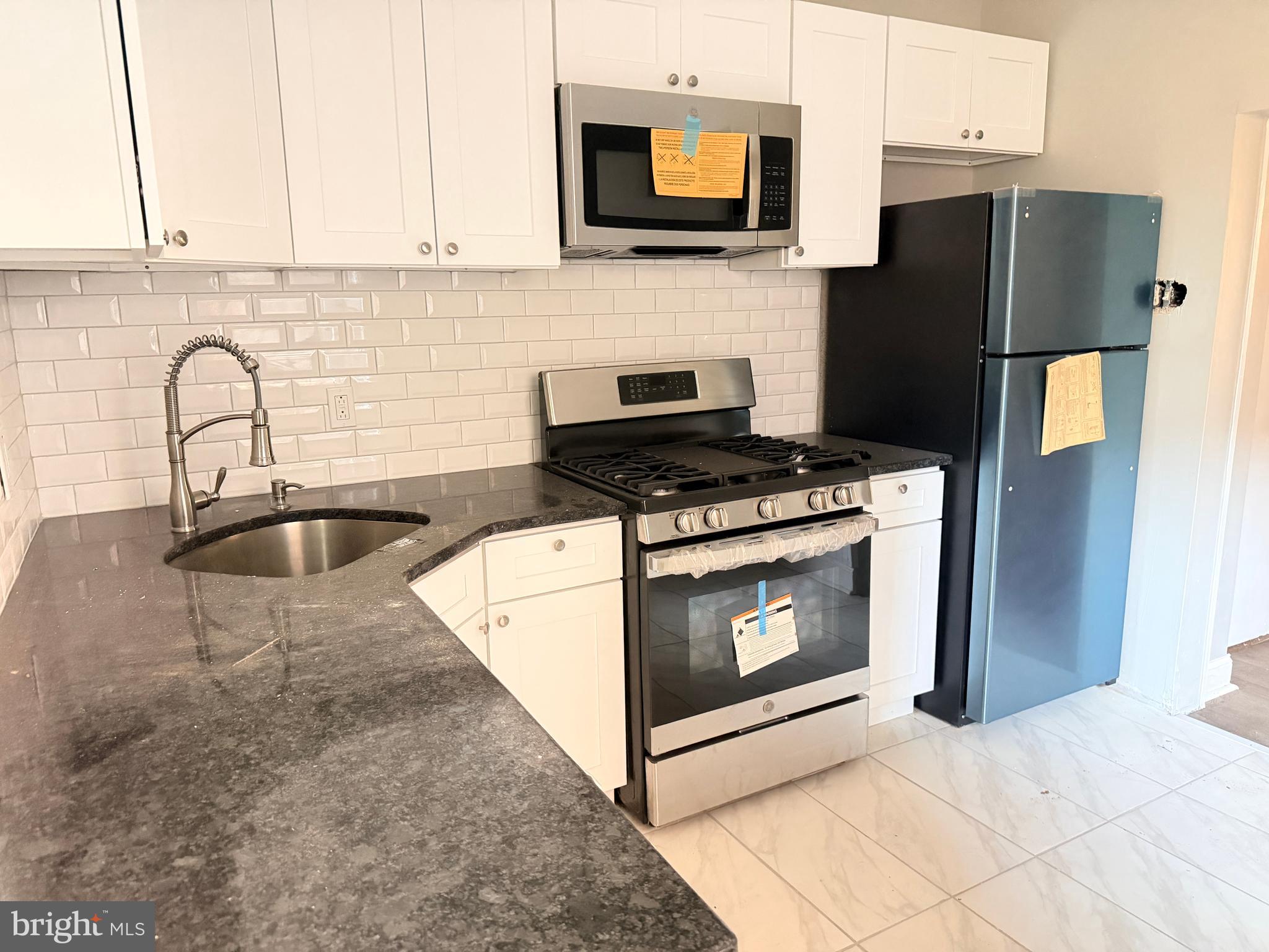 POINT BREEZE - Residential