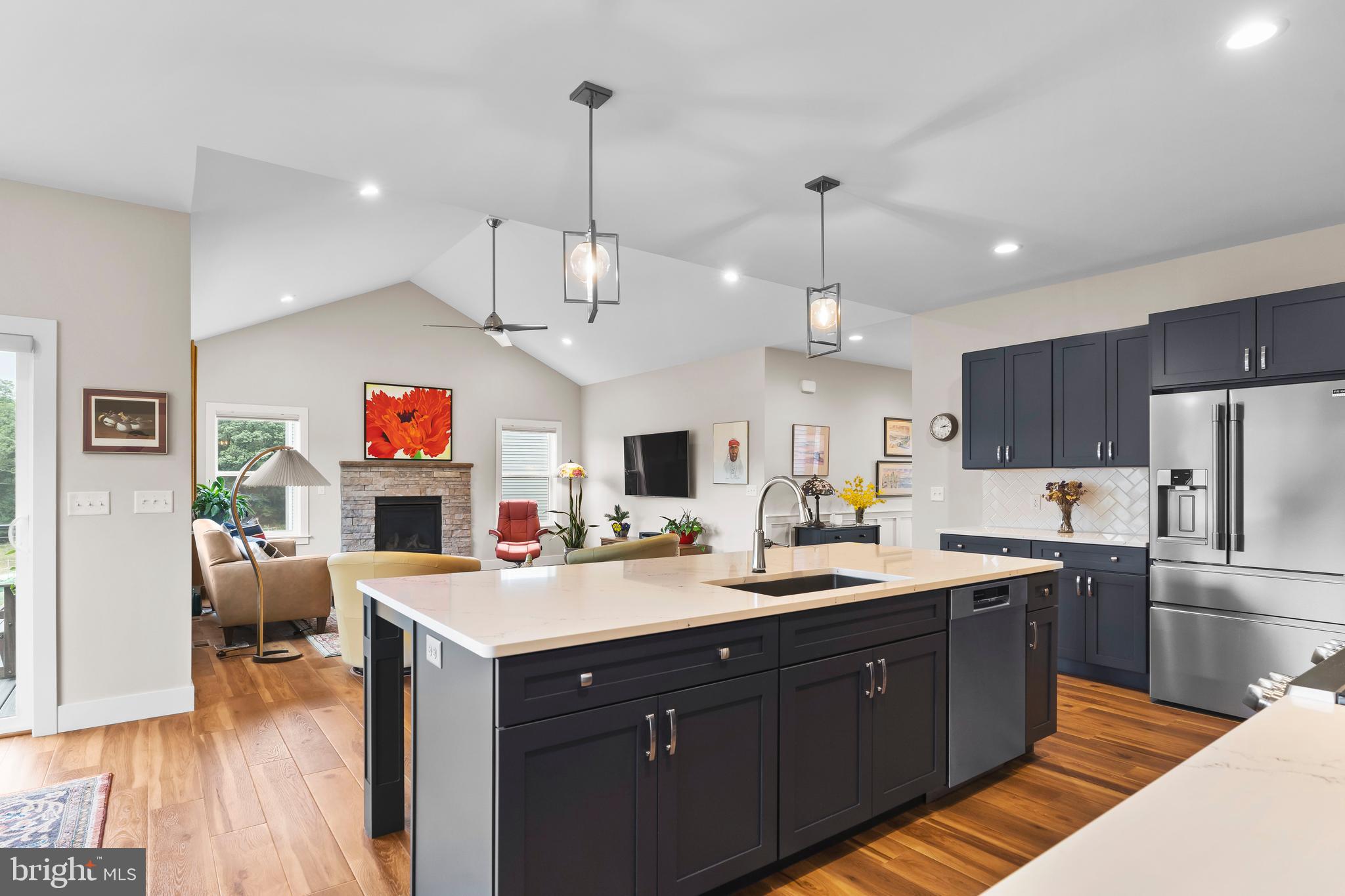 MOUNTAIN VIEW ESTATES - Residential