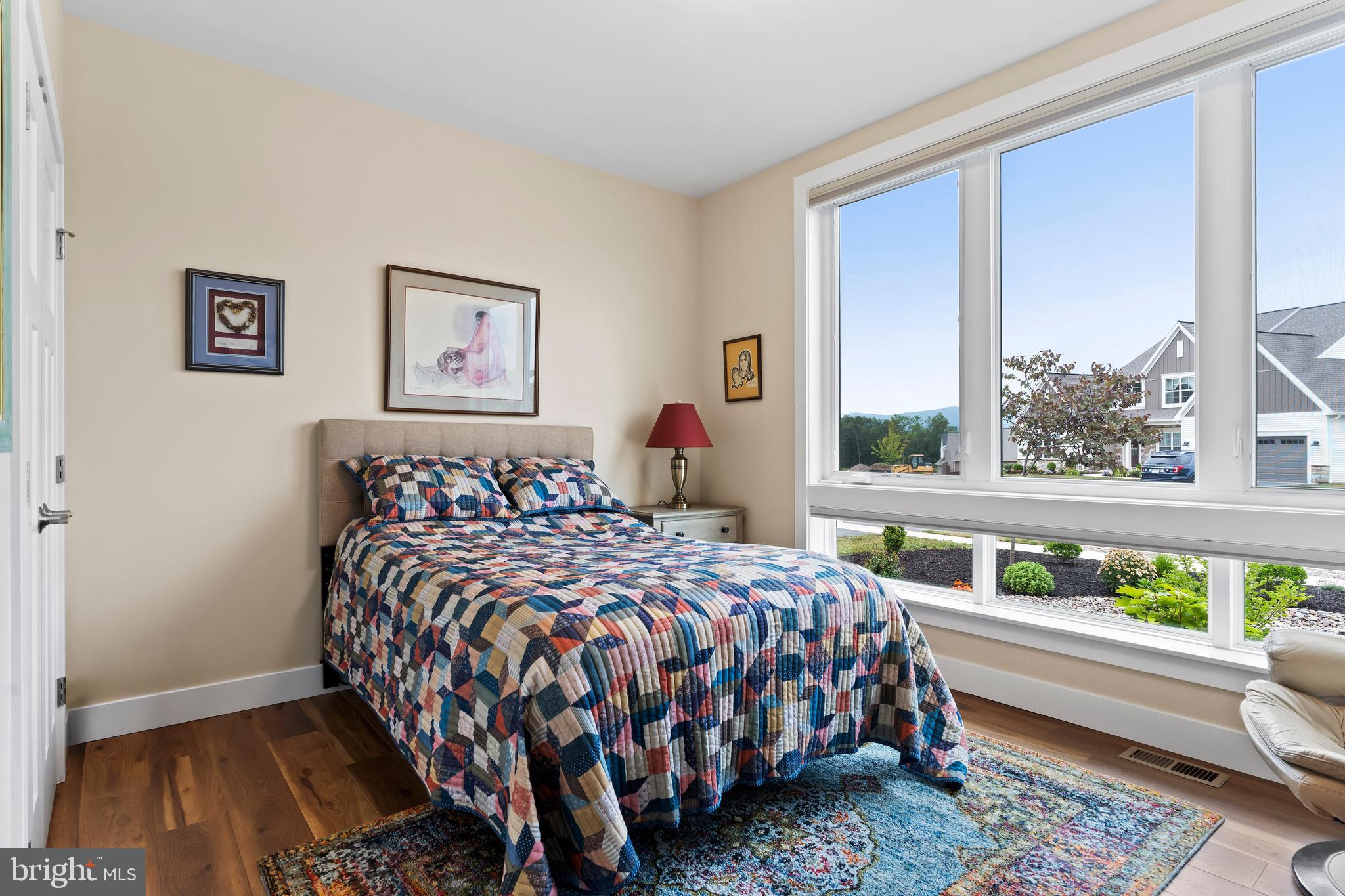 MOUNTAIN VIEW ESTATES - Residential