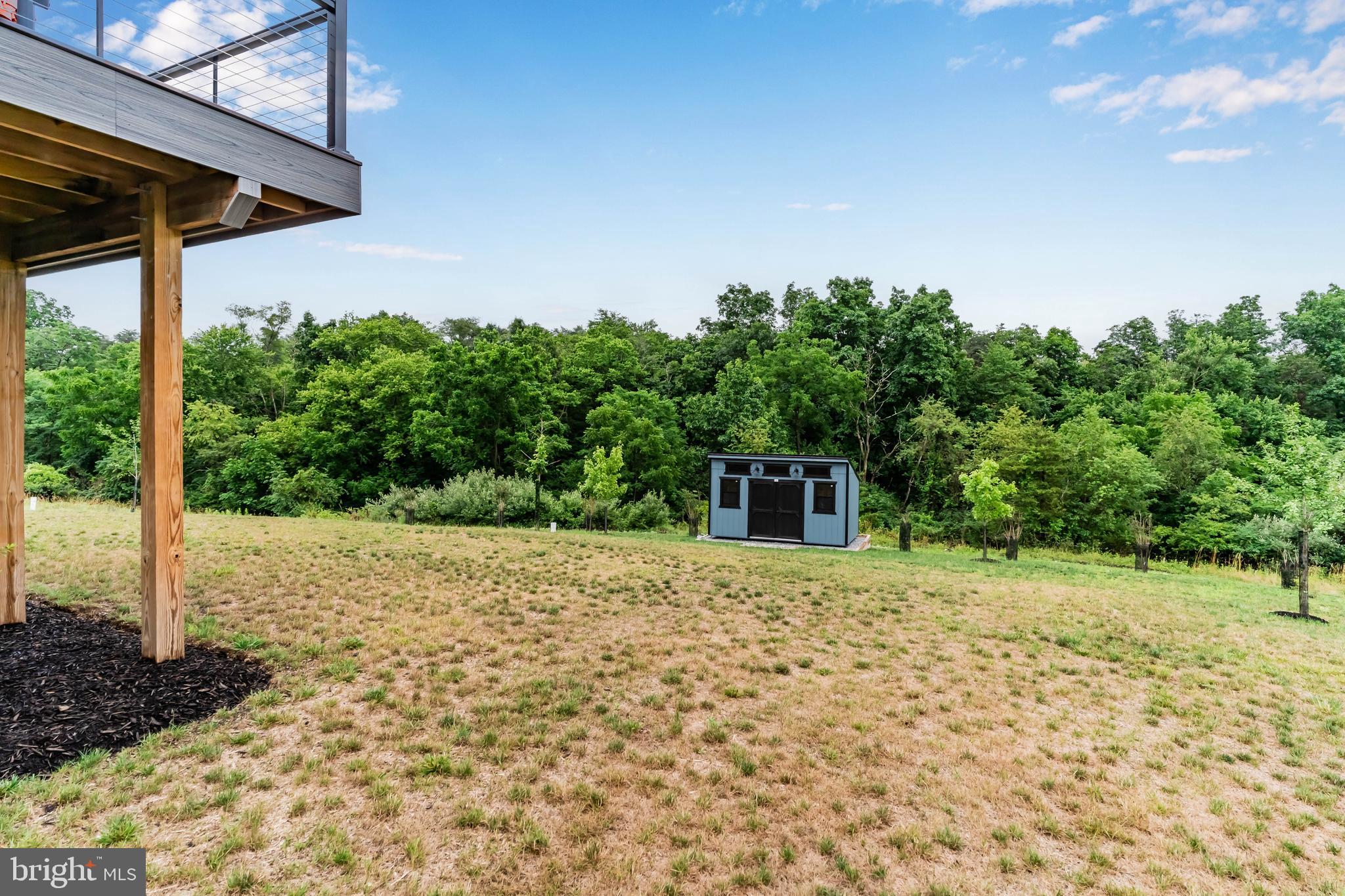 MOUNTAIN VIEW ESTATES - Residential