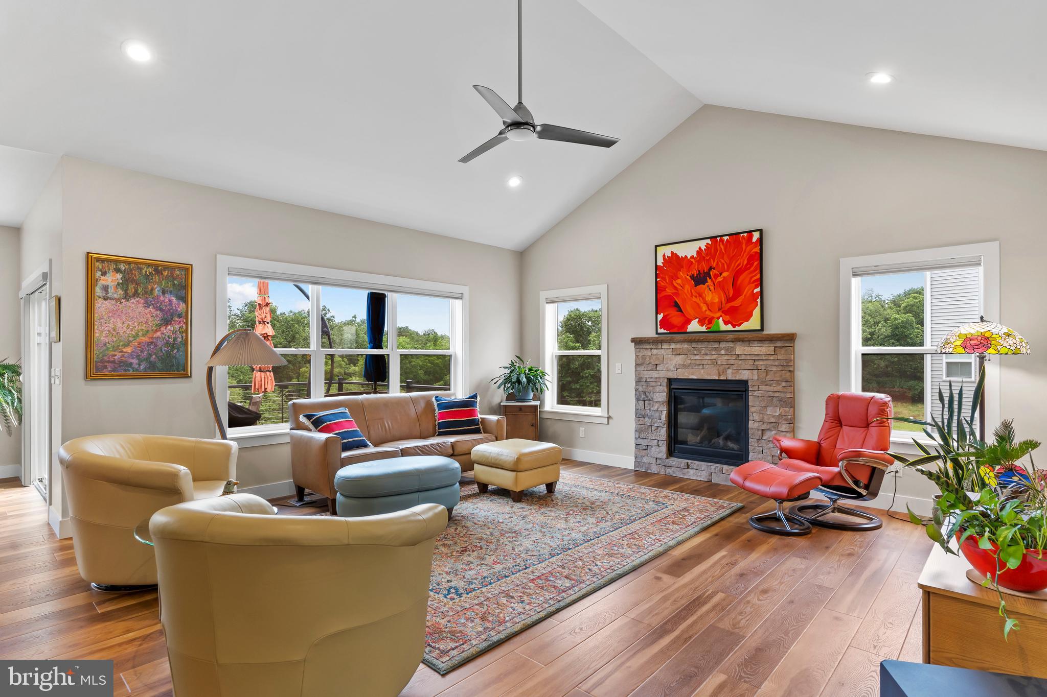 MOUNTAIN VIEW ESTATES - Residential