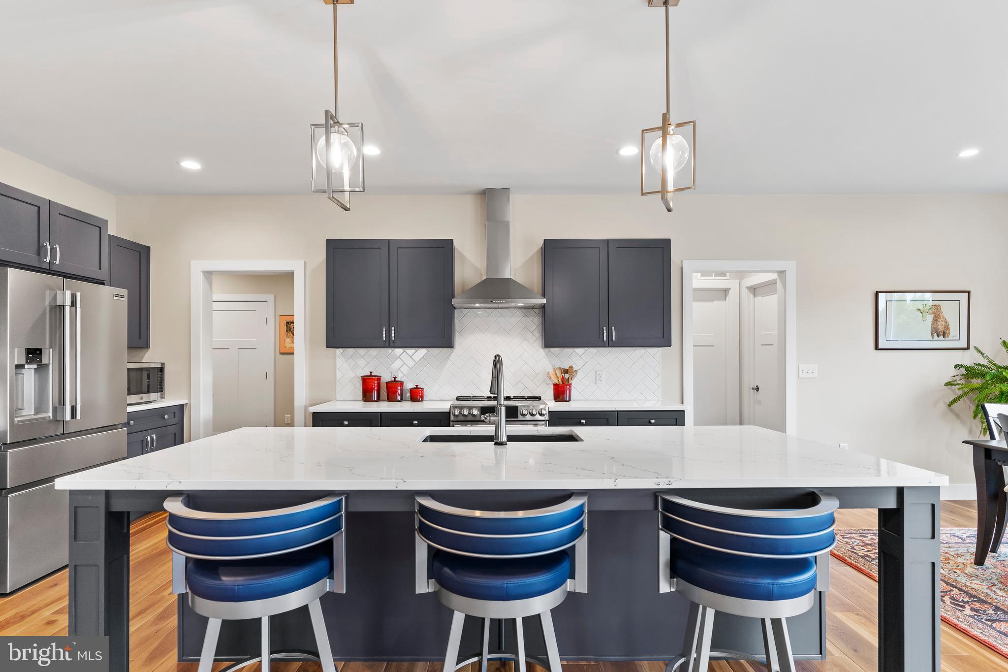 MOUNTAIN VIEW ESTATES - Residential