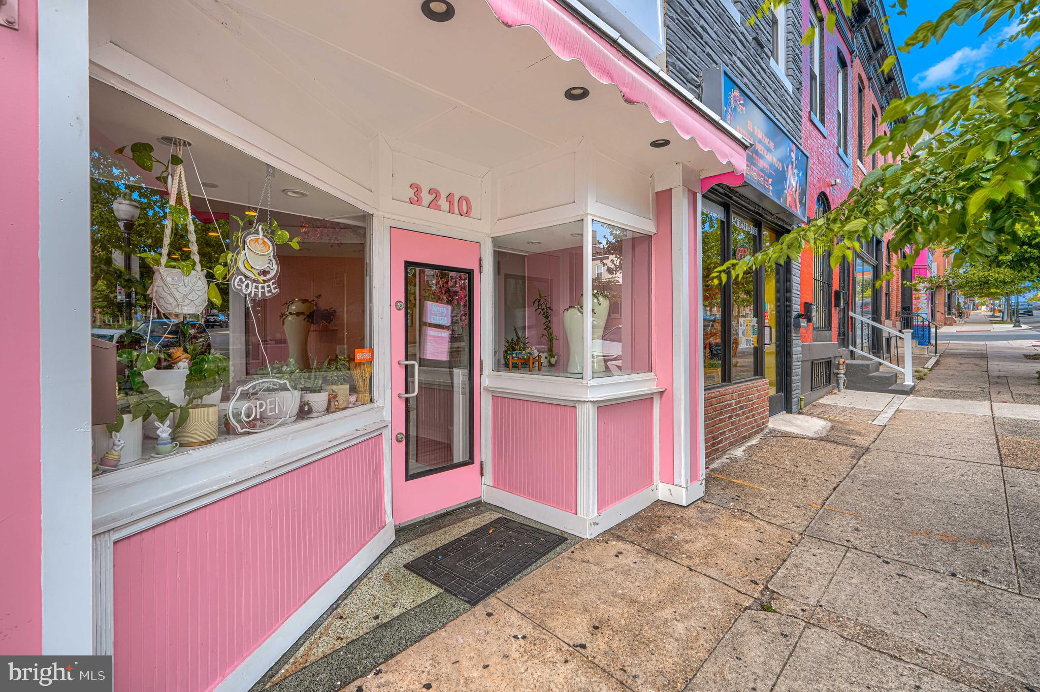 HIGHLANDTOWN - Residential Income