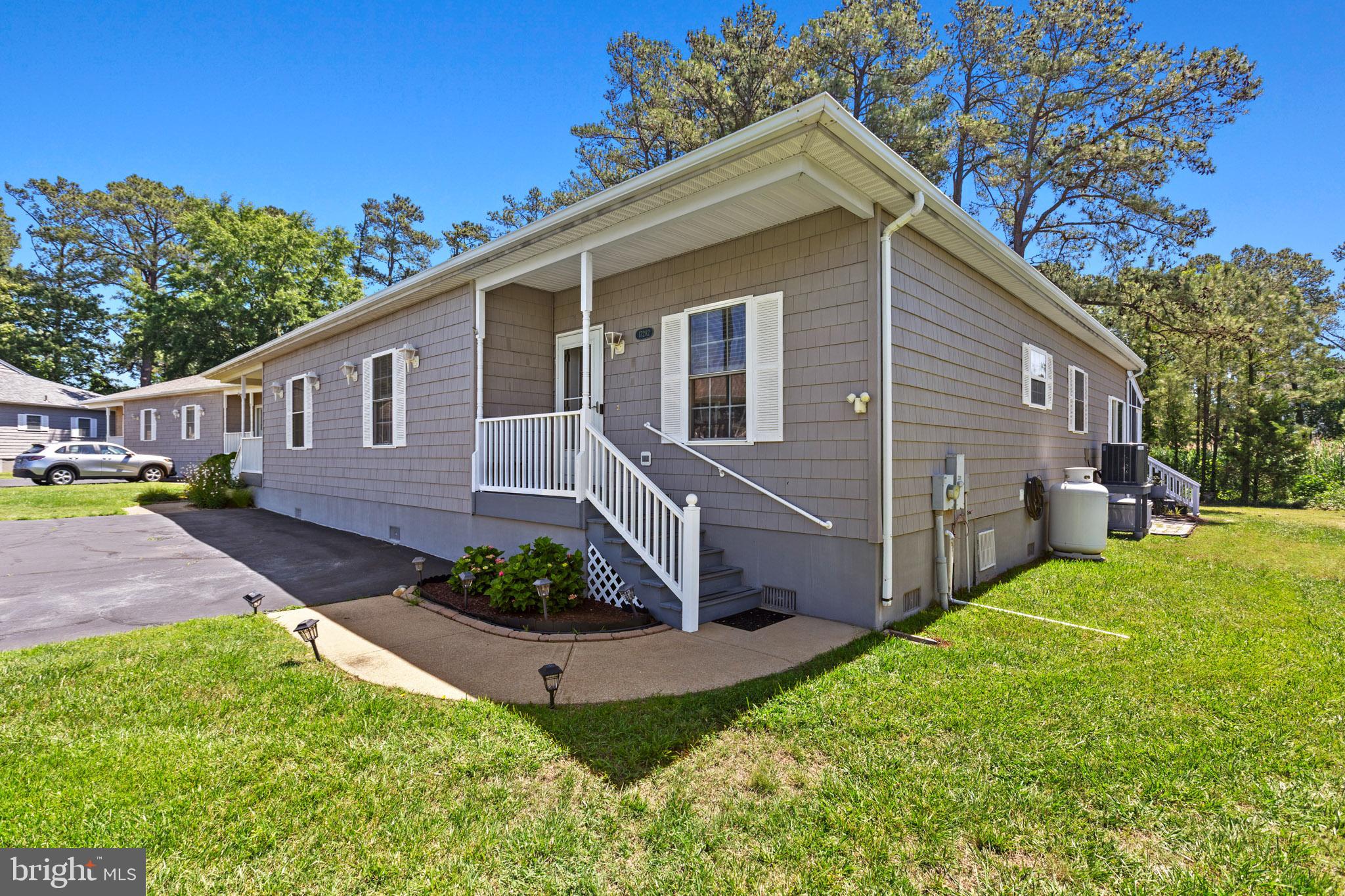 POTOMAC BEACH - Residential