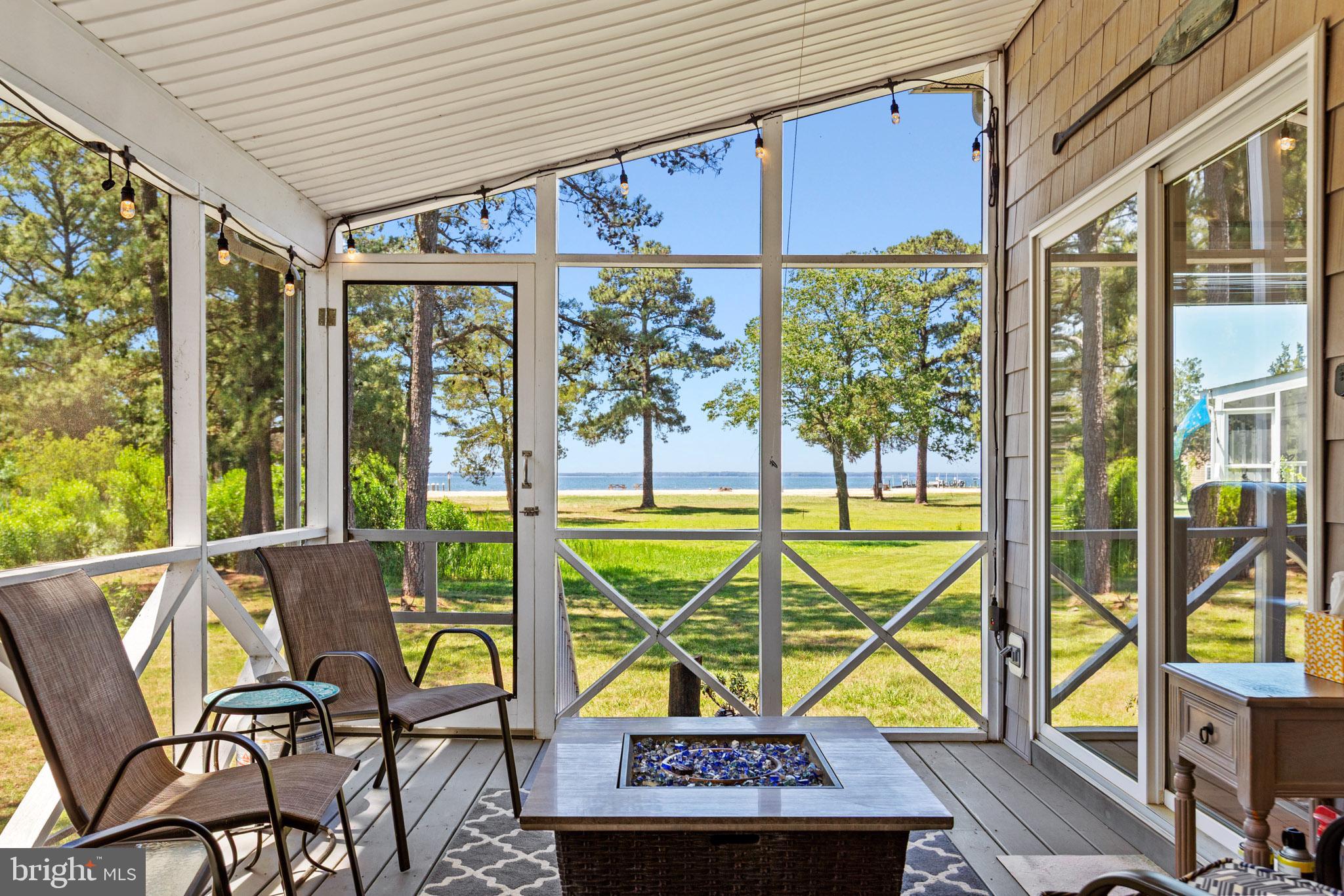 POTOMAC BEACH - Residential