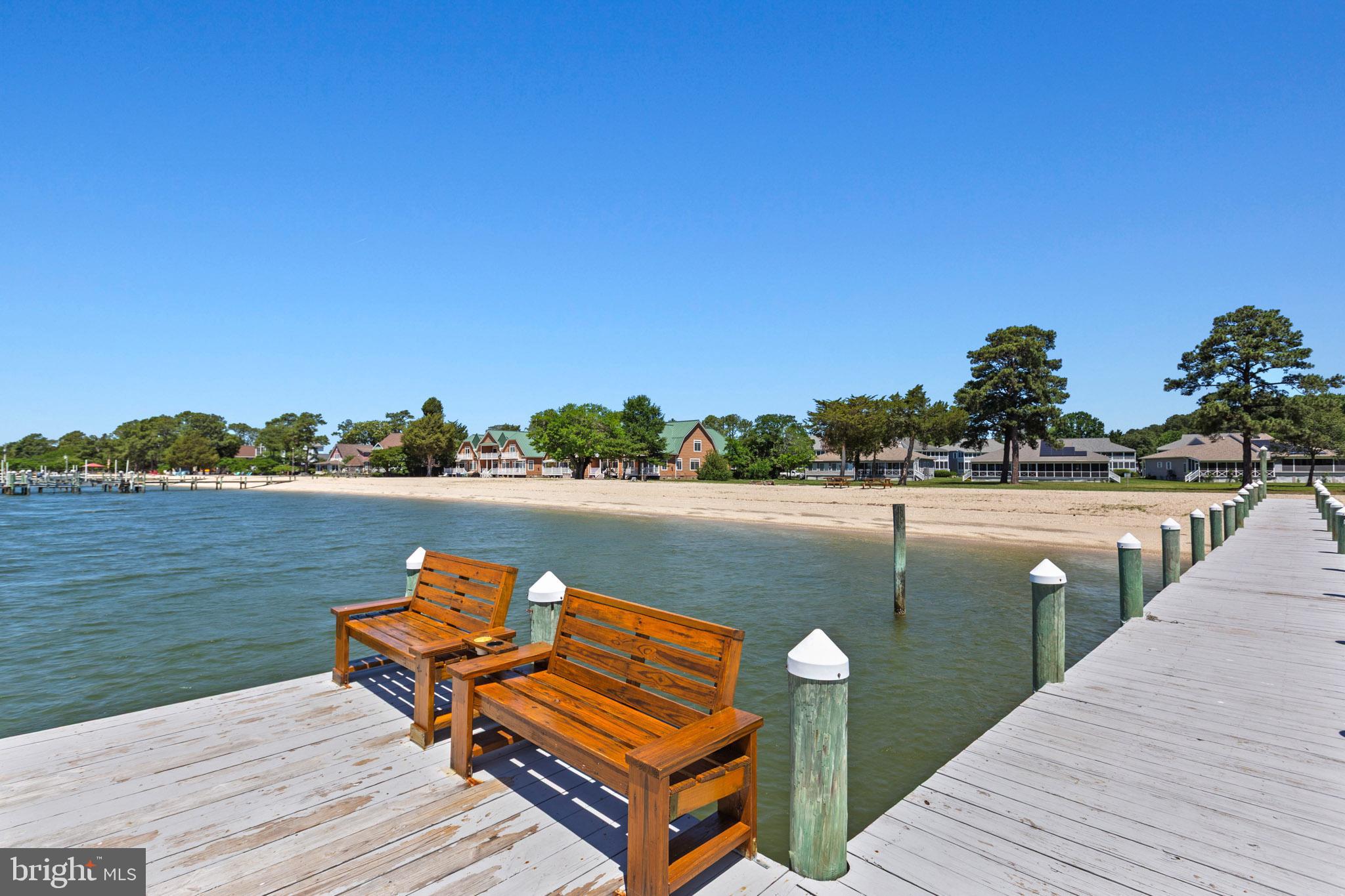 POTOMAC BEACH - Residential