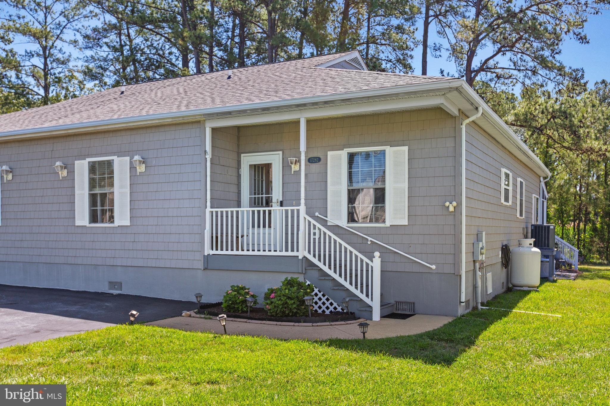 POTOMAC BEACH - Residential