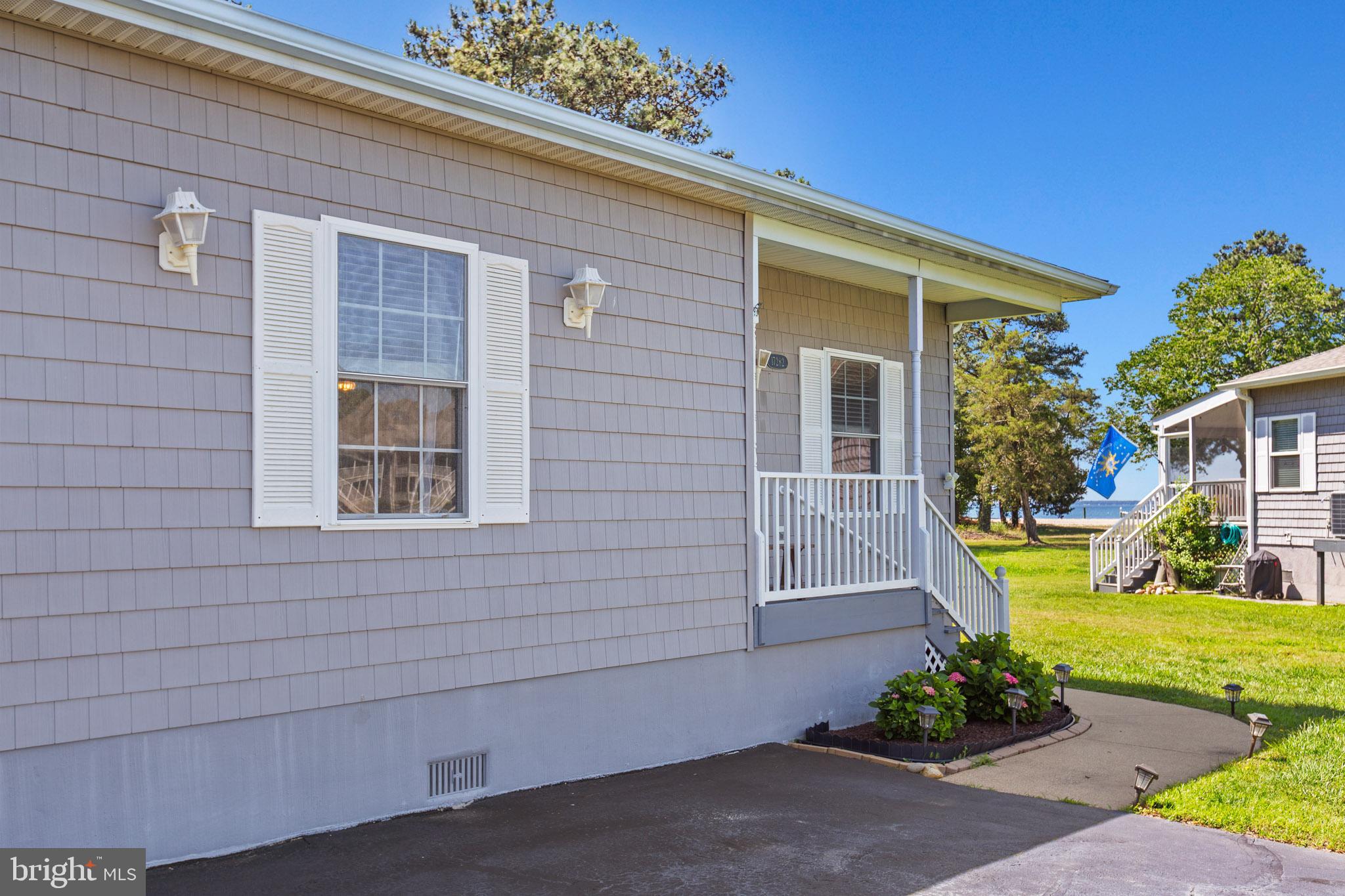 POTOMAC BEACH - Residential
