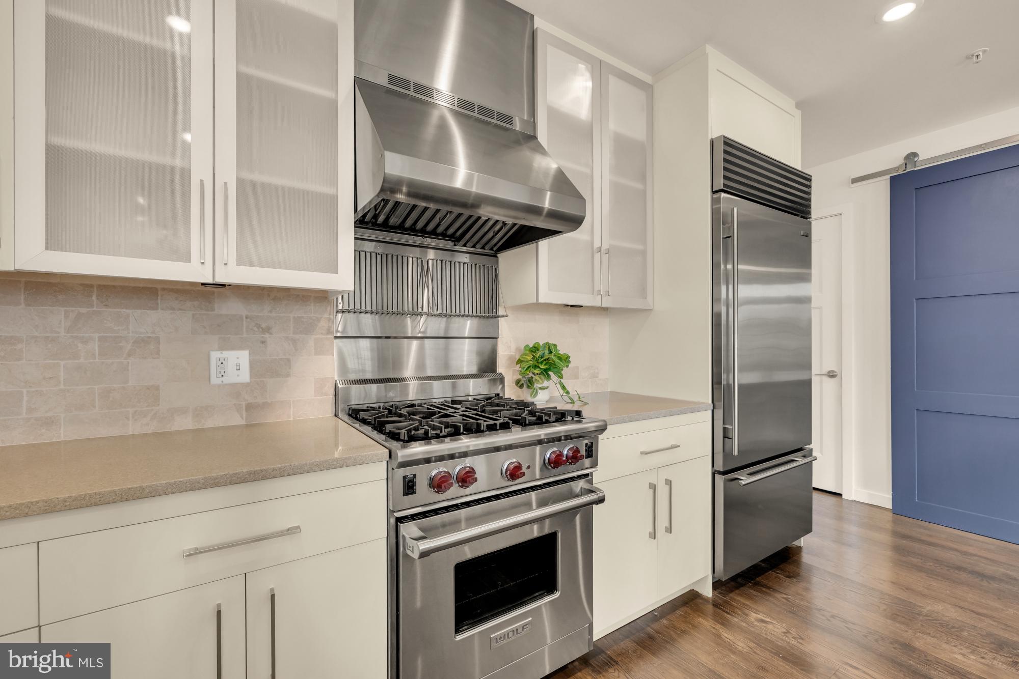 ROSSLYN - Residential