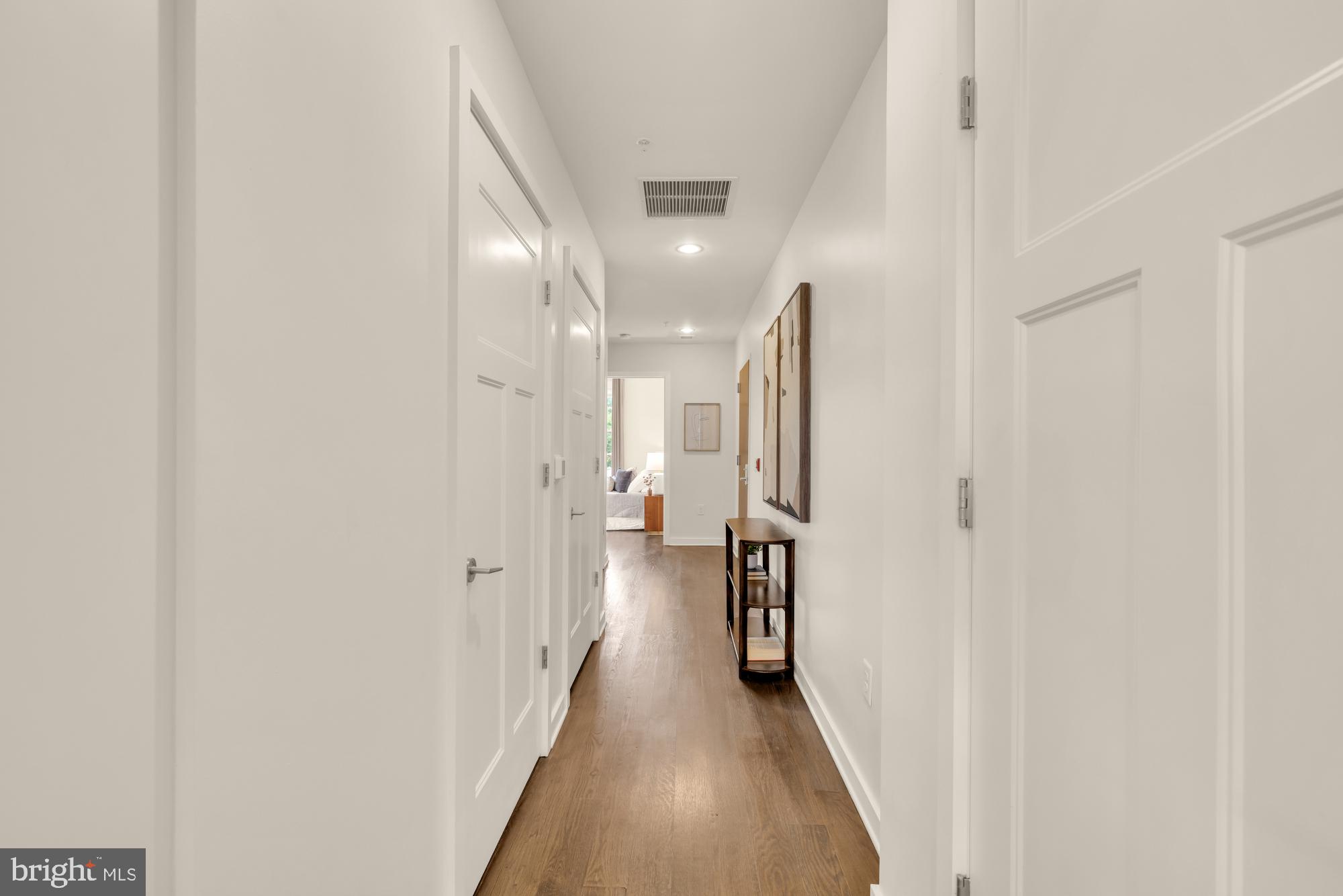 ROSSLYN - Residential