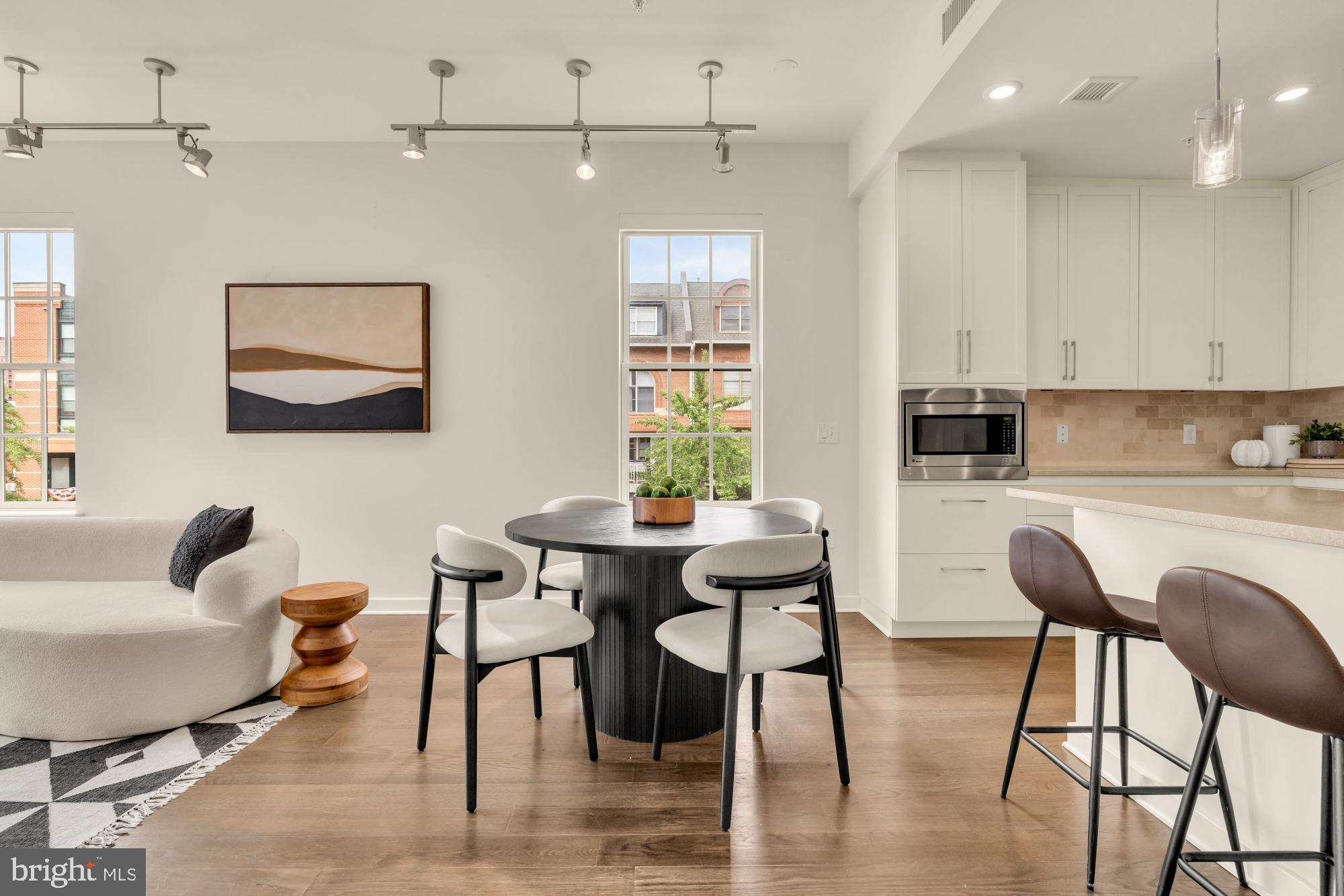 ROSSLYN - Residential