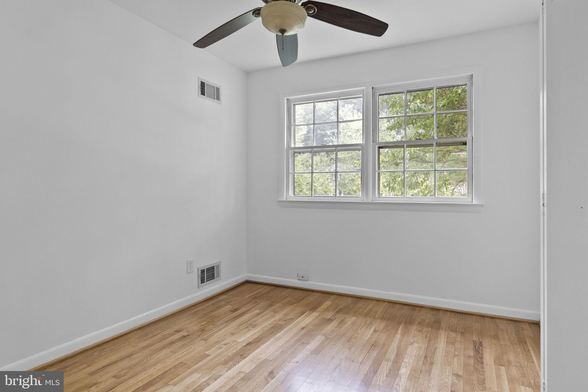 FOXHALL - Residential