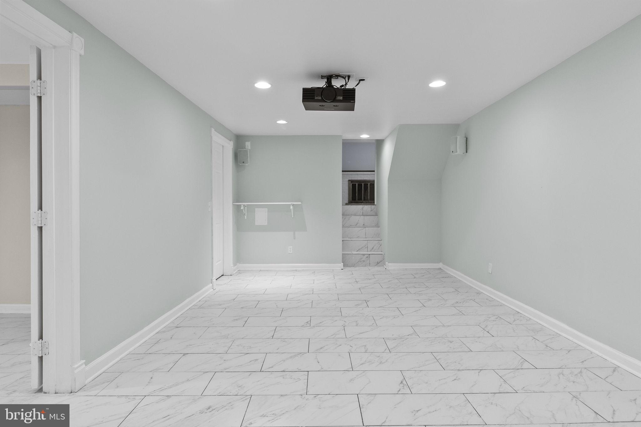 FOXHALL - Residential