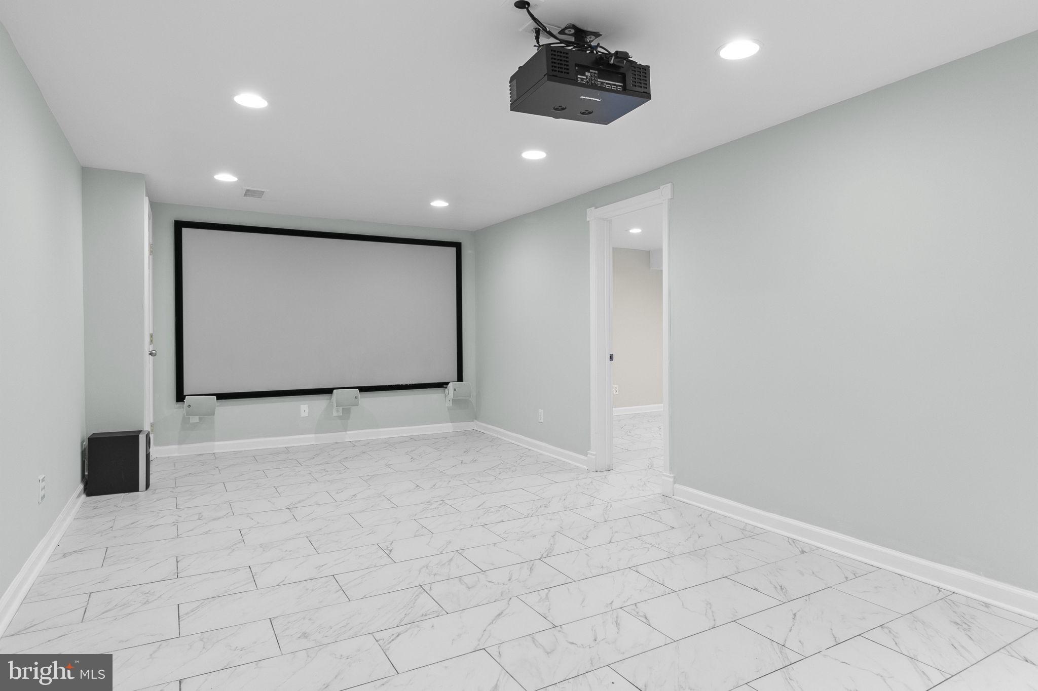 FOXHALL - Residential