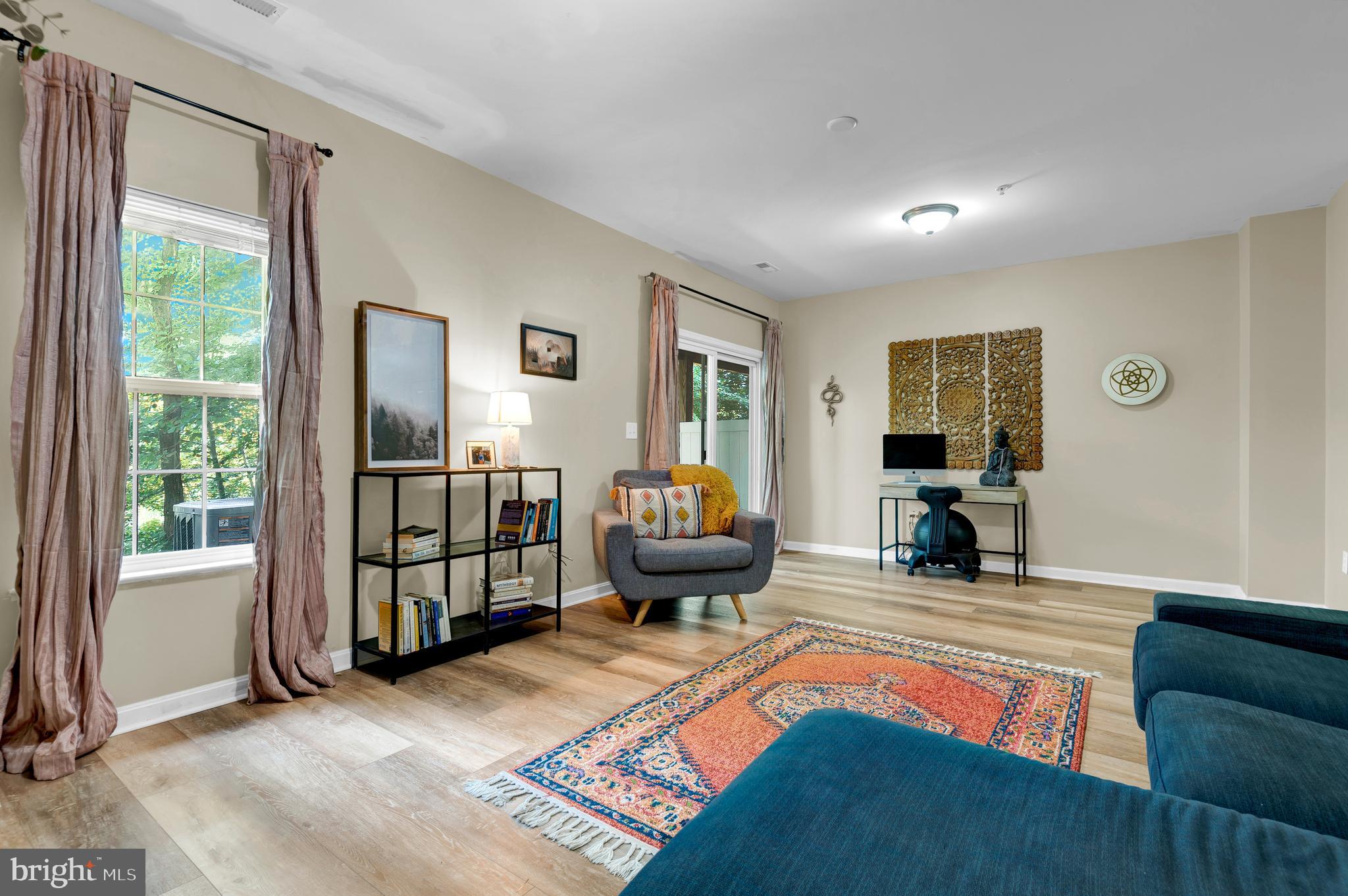 SAN FRANCISCO BY THE BAY - Residential