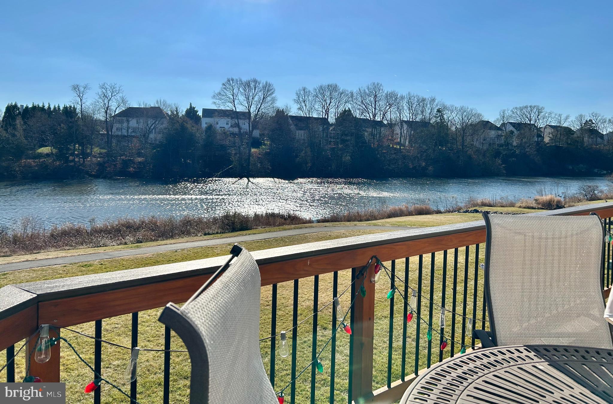 ASHBURN VILLAGE - Residential Lease