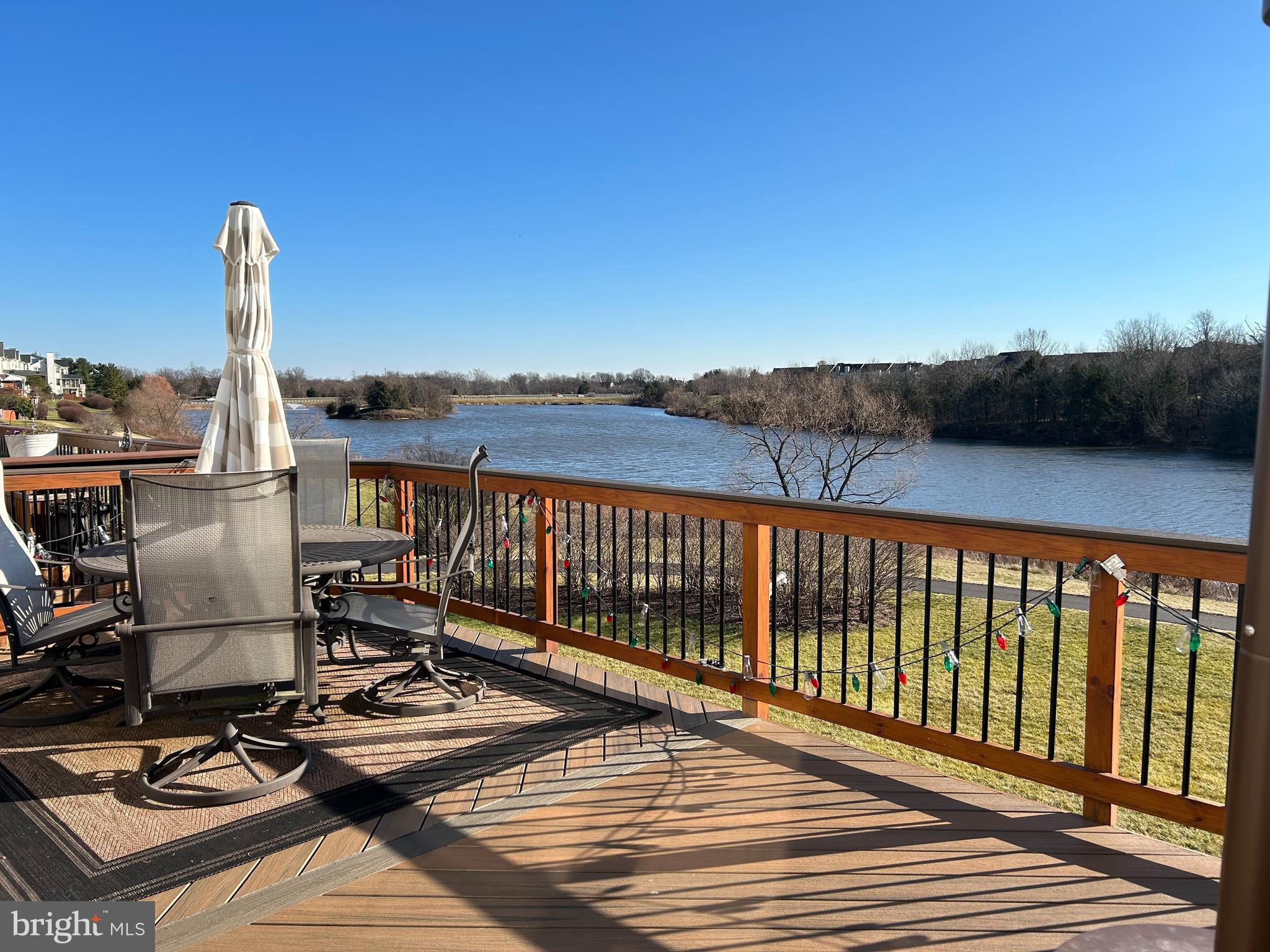 ASHBURN VILLAGE - Residential Lease