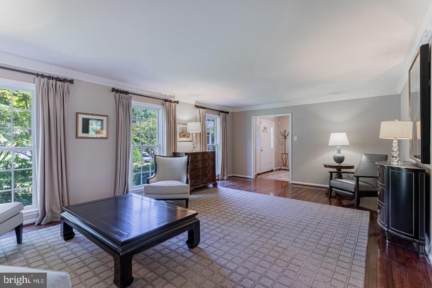 LANGLEY OAKS - Residential