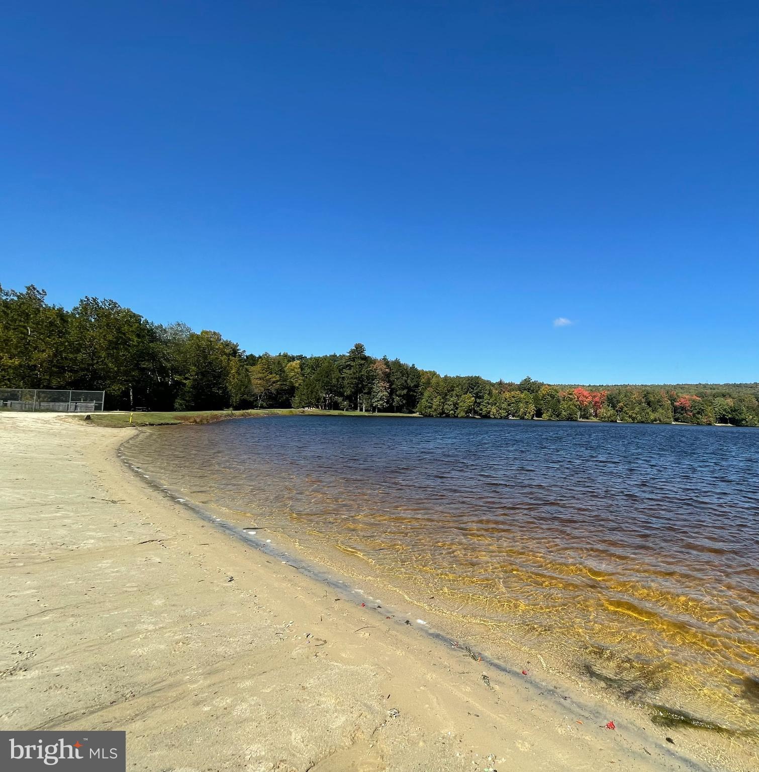 HOLIDAY POCONO - Land