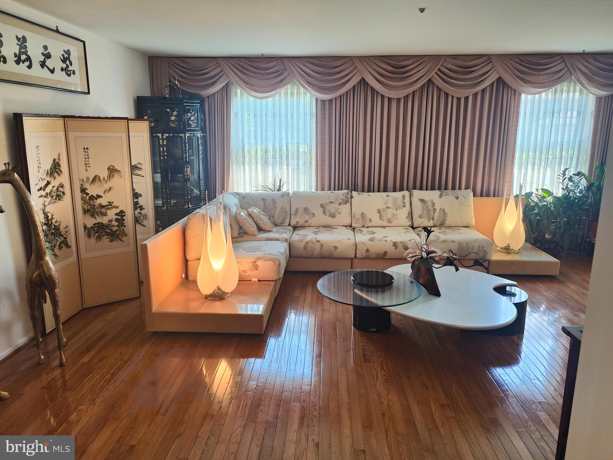 HAMPTONTOWNE - Residential