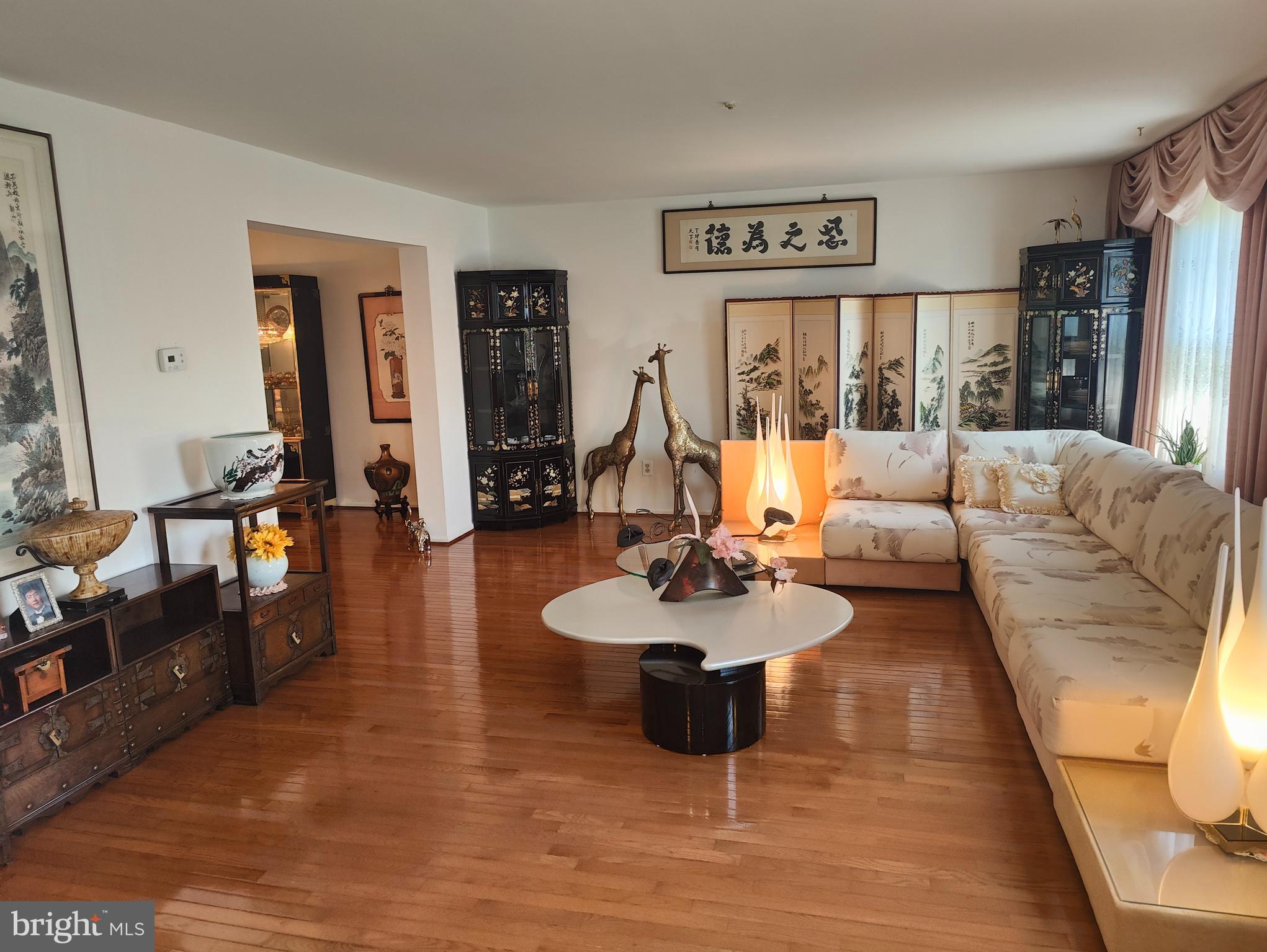HAMPTONTOWNE - Residential