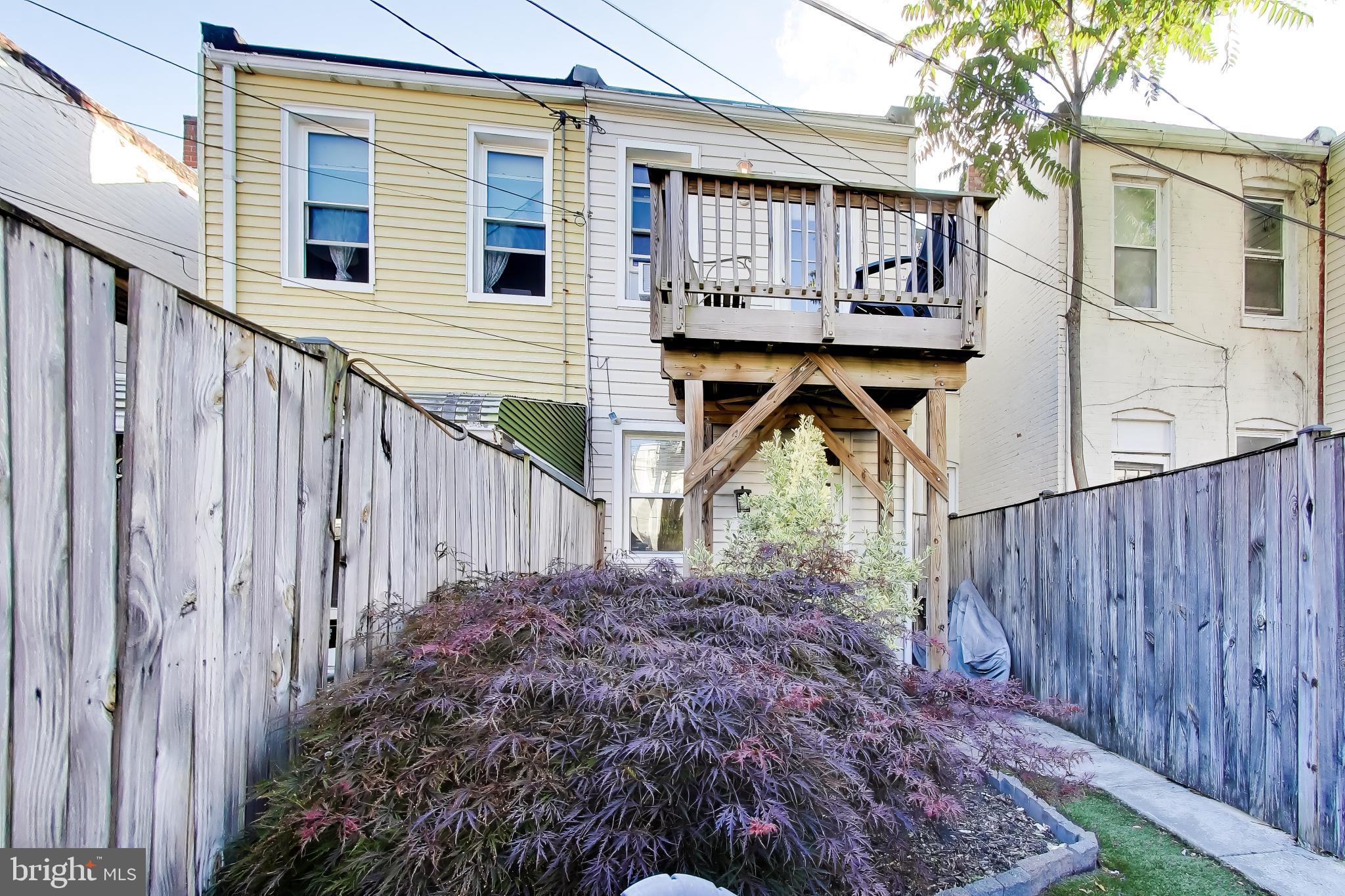 HAMPDEN HISTORIC DISTRICT - Residential