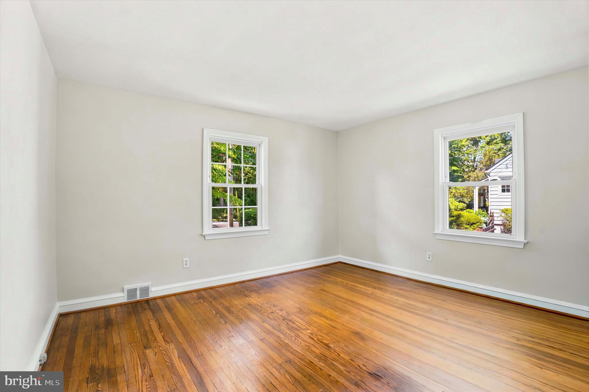 GLENSIDE - Residential