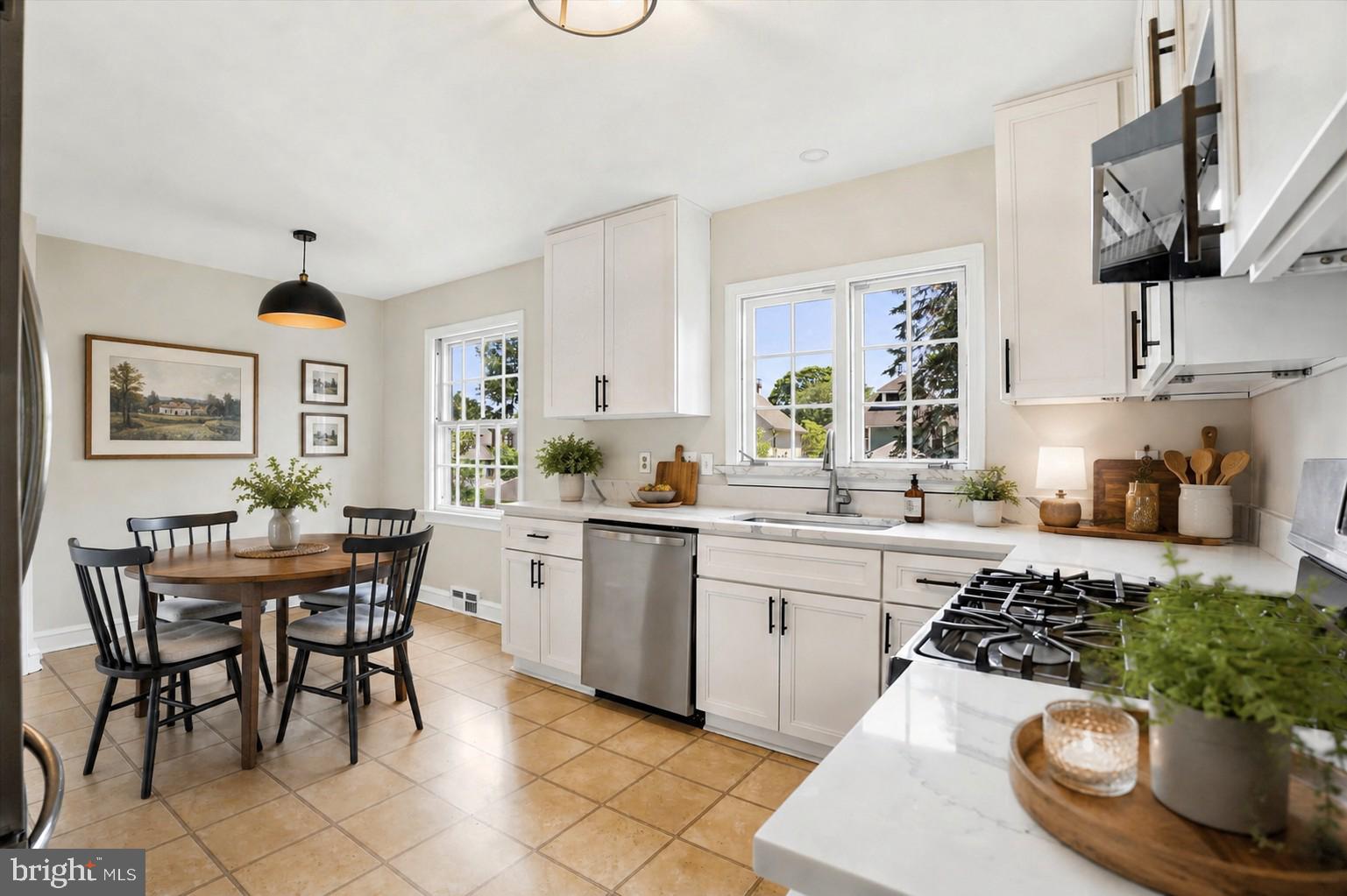 GLENSIDE - Residential