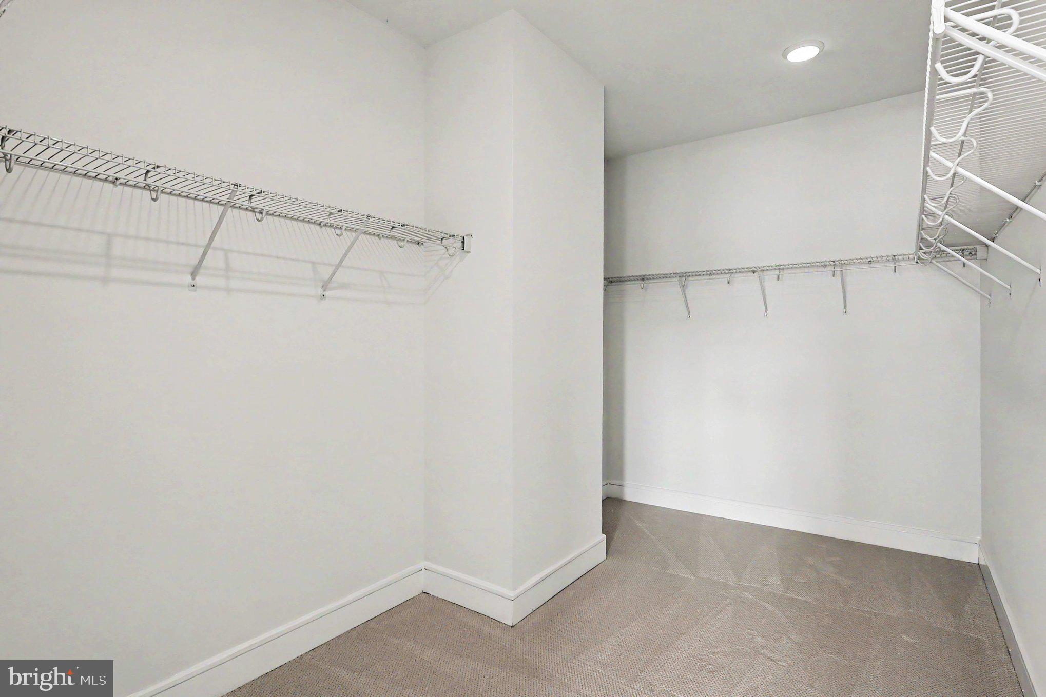 BRAMBLETON TOWN CENTER - Residential