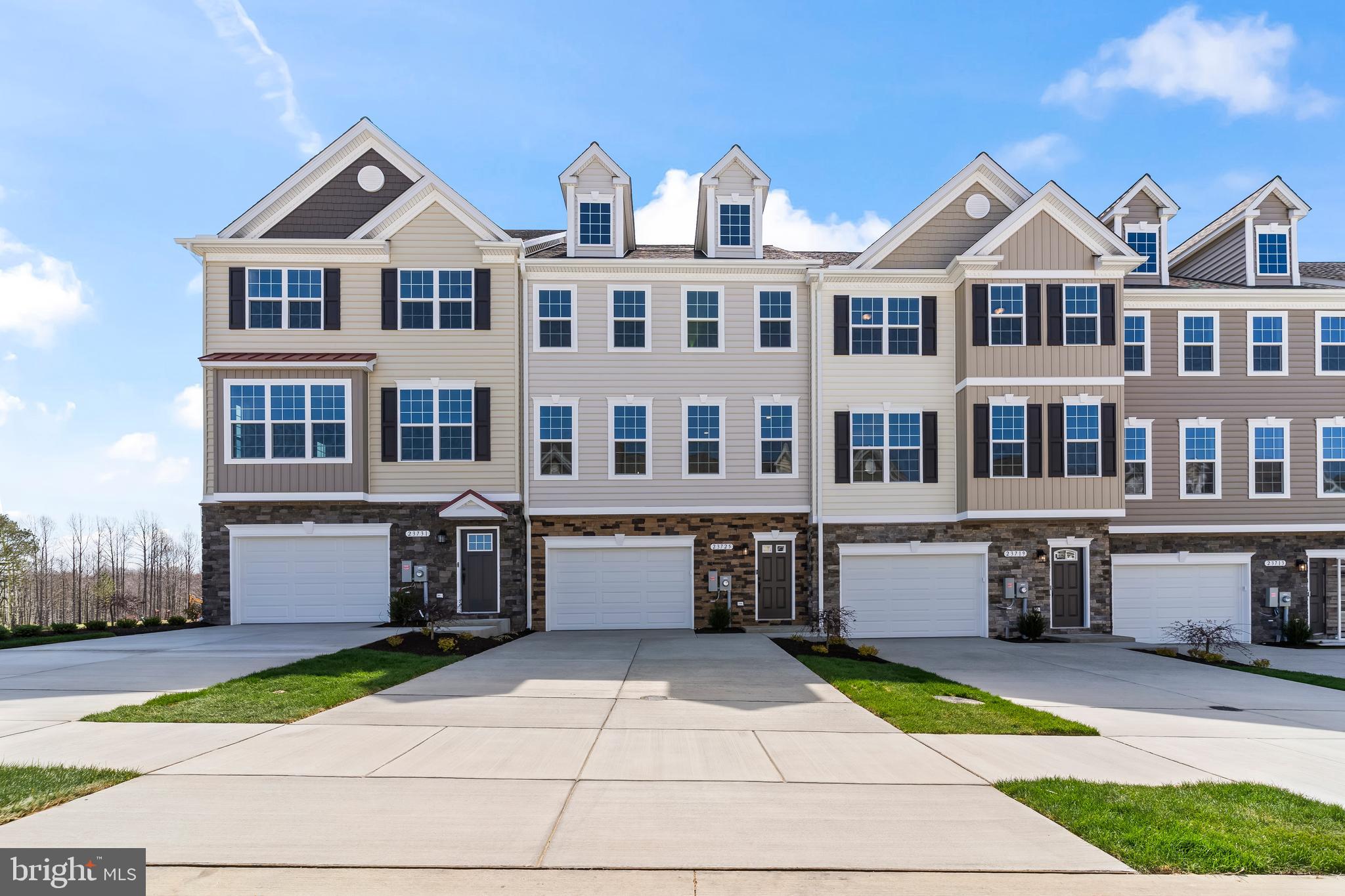 MEADOWS AT TOWN RUN II - Residential