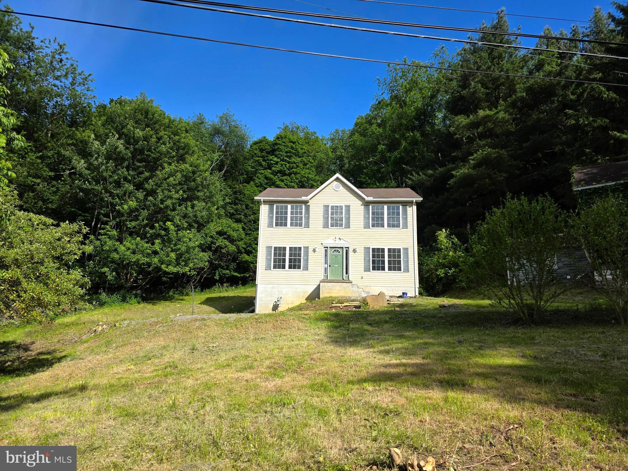 ECKHART MINES - Residential