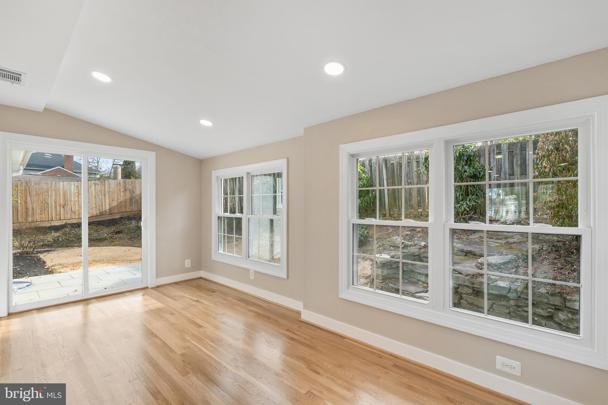 GLEN ECHO HEIGHTS - Residential